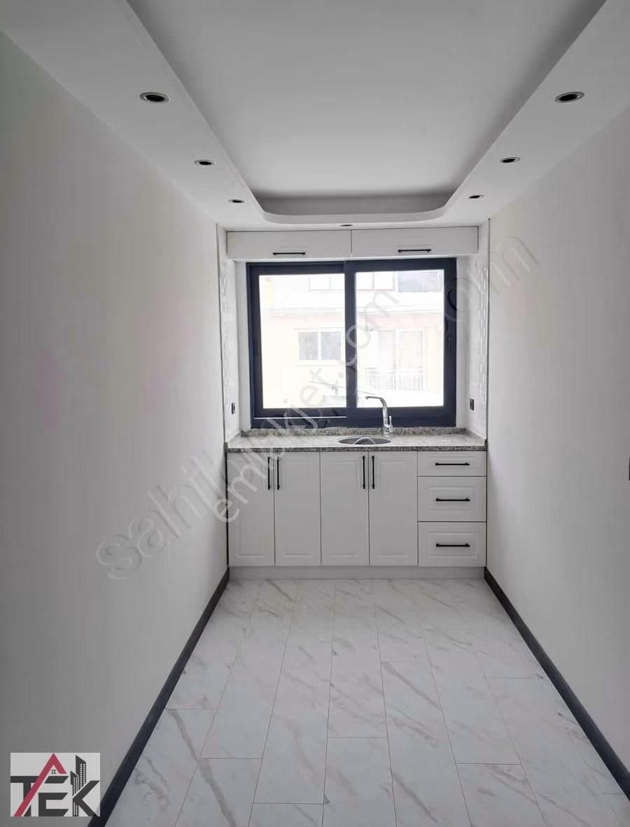 Atatürk Mahallesinde Sıfır 4+1 Tripleks Deniz & Şehir Manzaralı - Görsel 18