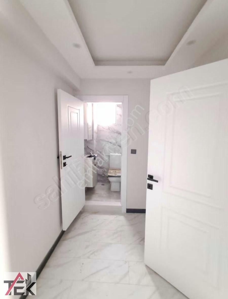 Atatürk Mahallesinde Sıfır 4+1 Tripleks Deniz & Şehir Manzaralı - Görsel 21