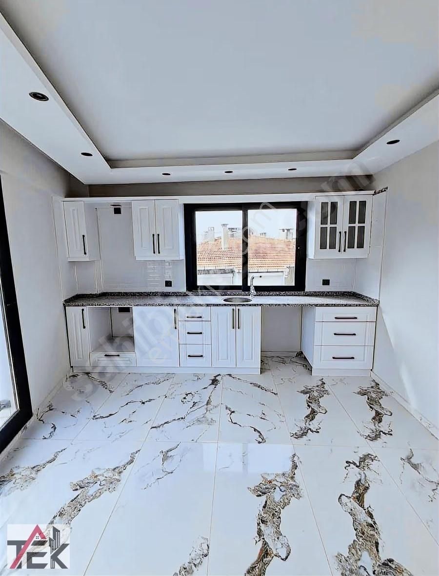 Eşsiz Deniz Ve Şehir Manzaralı Sıfır 4+1 Lüks Tripleks - Görsel 21