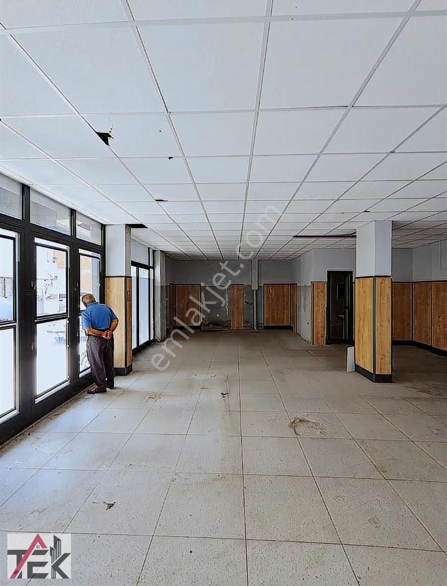 Ümit Mahallesinde 195m2 Net Çok Amaçlı Köşe Dükkan Kiralık - Görsel 16