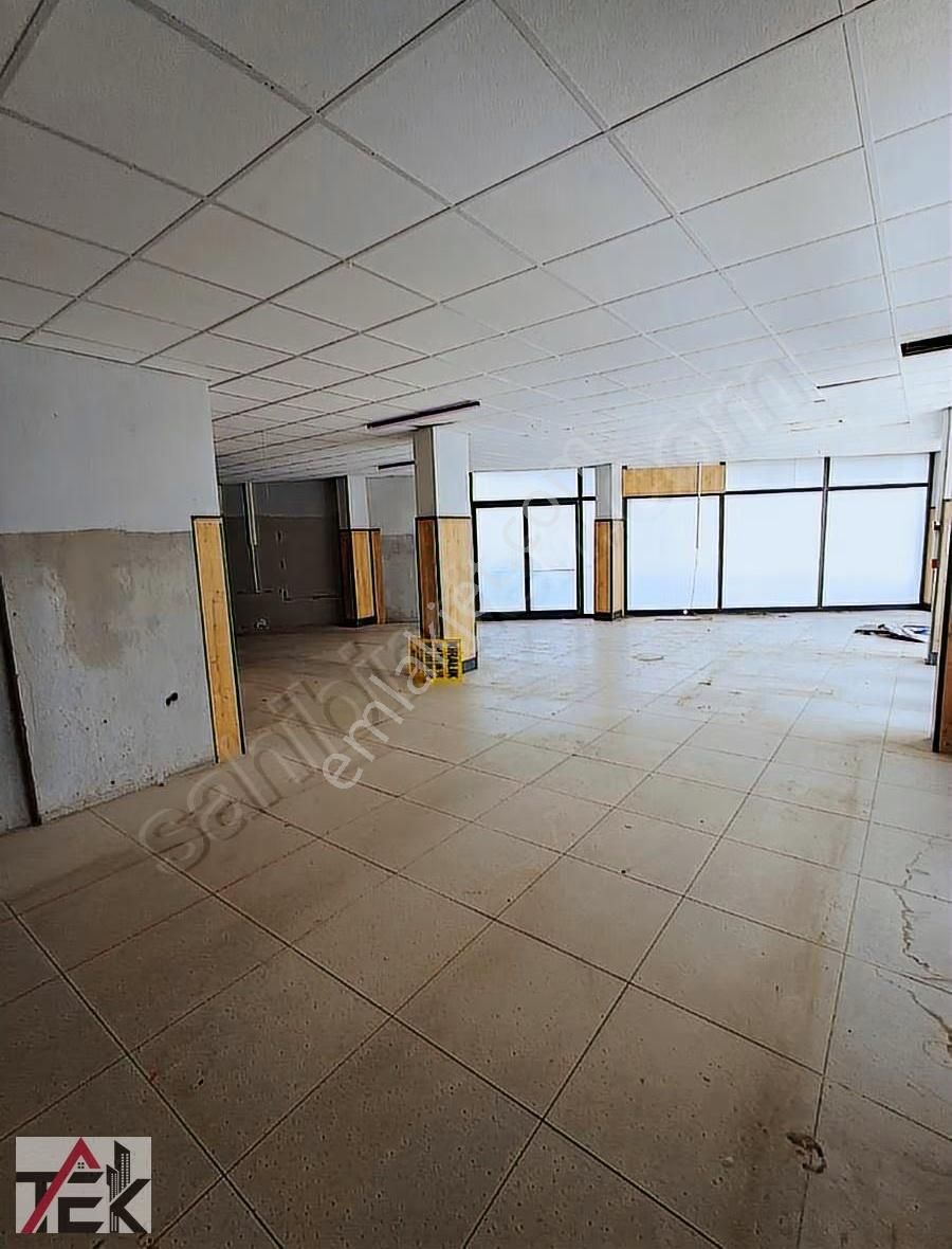 Ümit Mahallesinde 195m2 Net Çok Amaçlı Köşe Dükkan Kiralık - Görsel 14