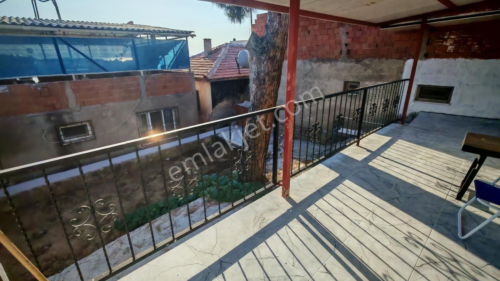 Dikili Güven Emlak'tan İsmetpaşa'da Satılık 2+1 Müstakil Köy Evi - Görsel 6