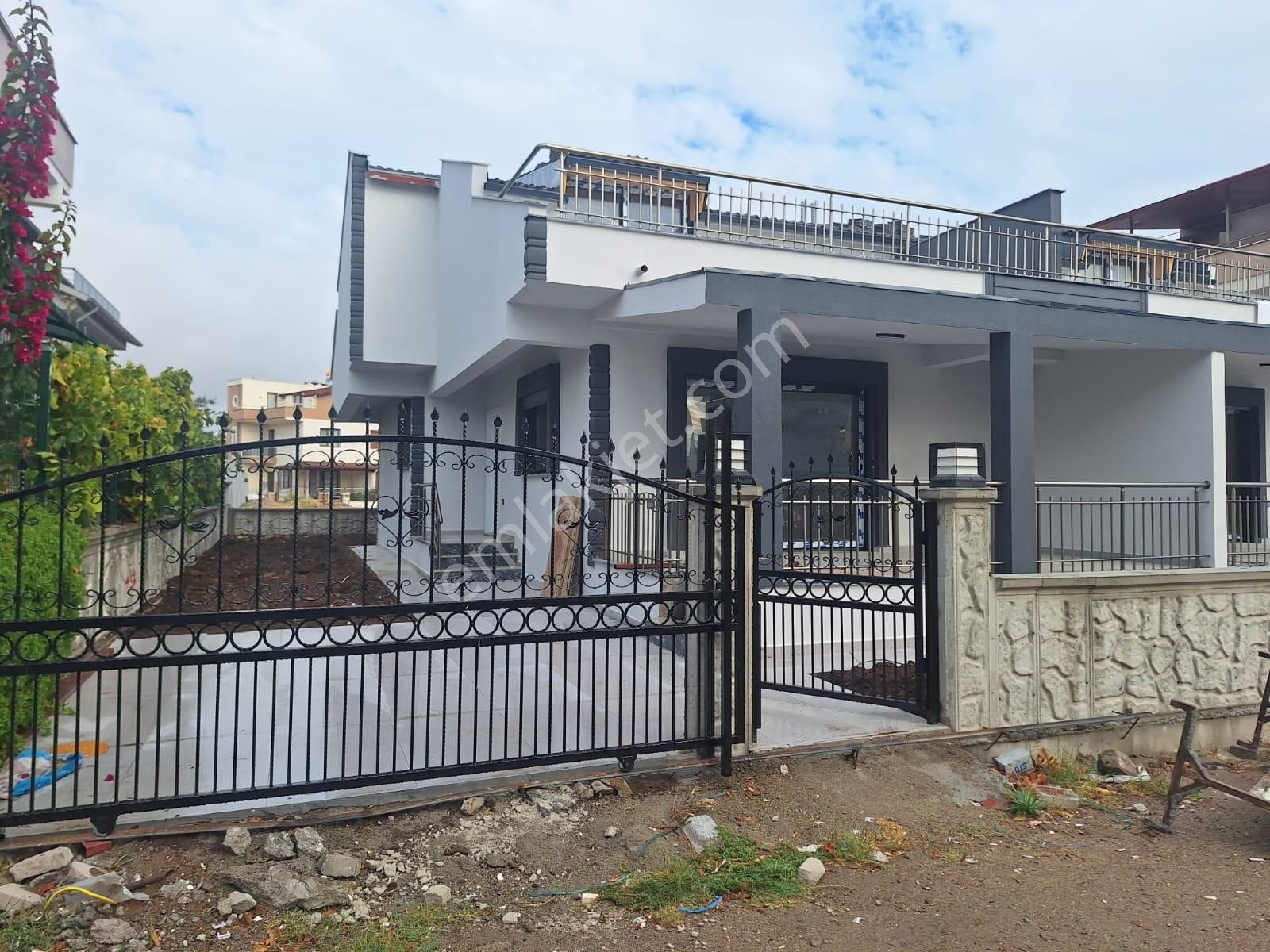 Fırsat!! Acil Atılık 3+1 Ayrı Mutfaklı 130 M2 Dubleks Villa - Görsel 4