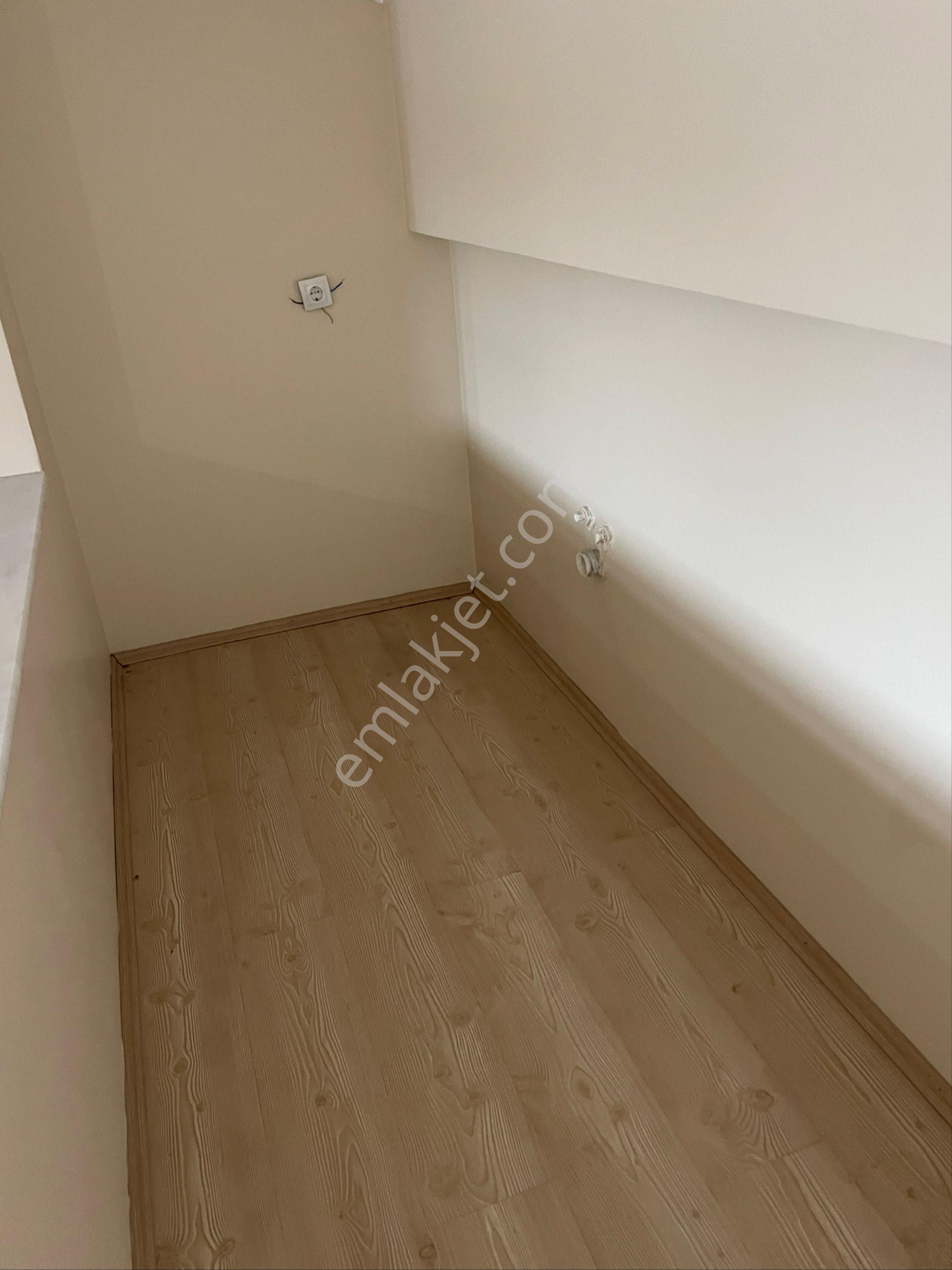 Emlakçe G.y.m Den Arifbey Mah Atatürk Cd Üzeri Satılık Dubleks Daire - Görsel 26