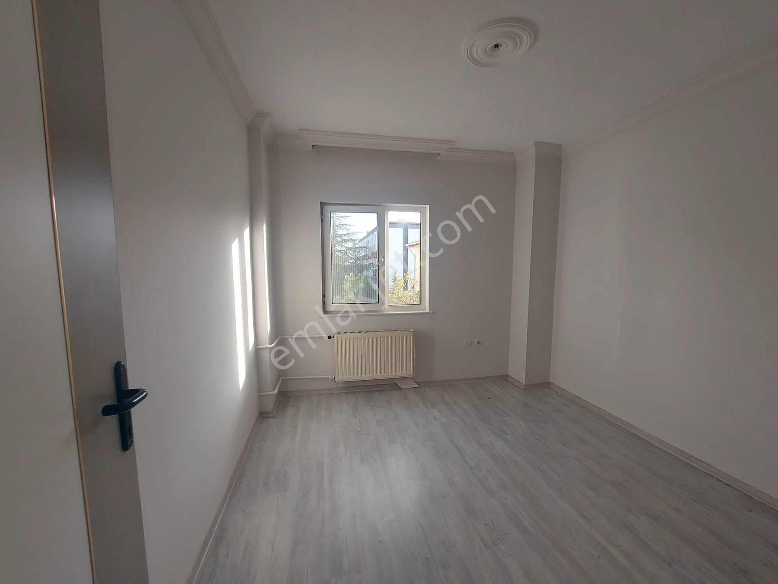 ''eryaman Efor''dan Kombili Teraslı Kiralık 3+1 Daire - Görsel 27