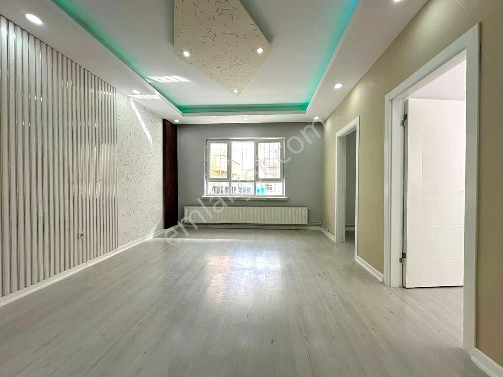 Uzman Emlak'tan İncirli Mh.de Full Yapılı Kot-2'de 3+1 Daire