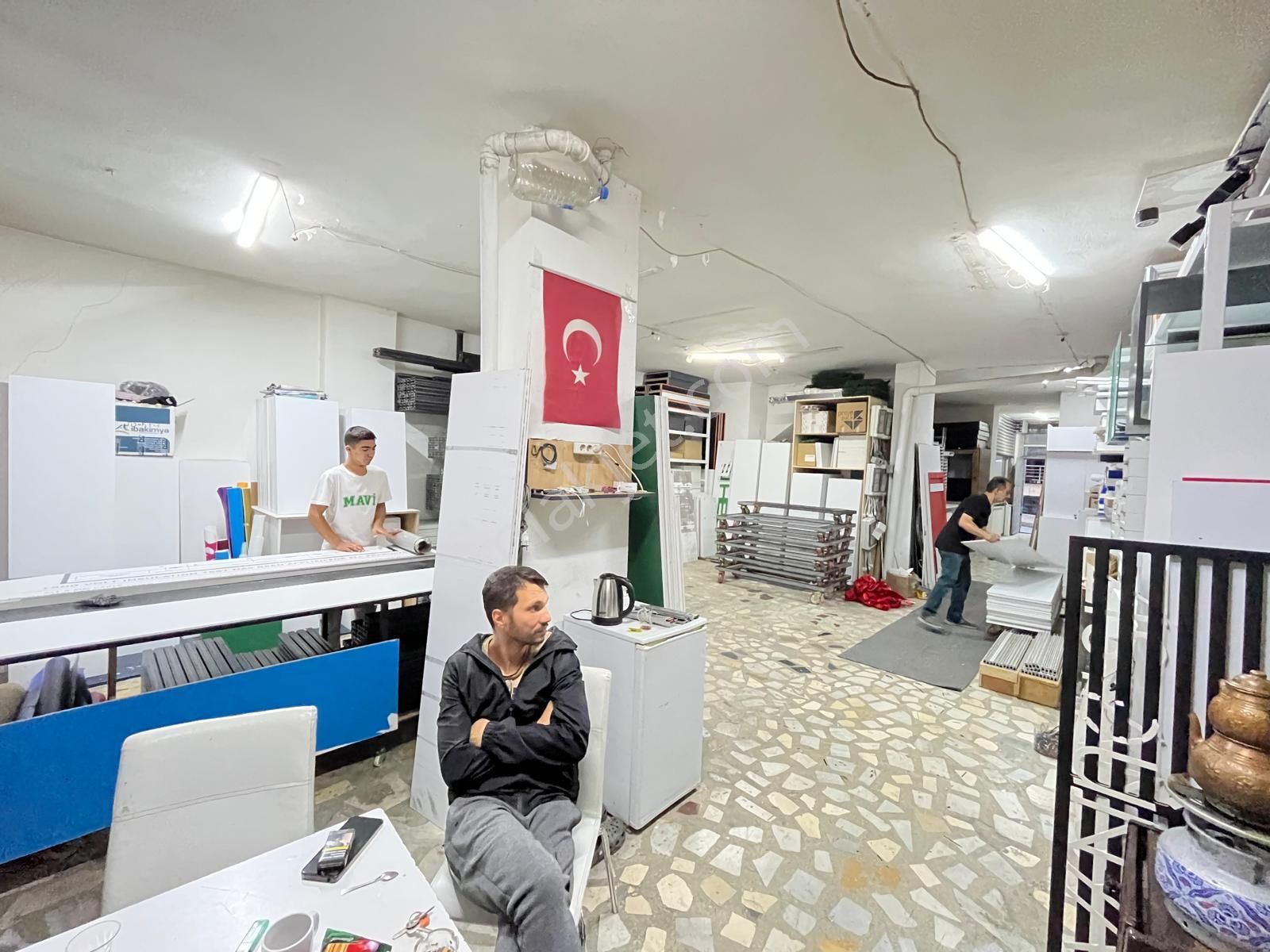 Yusuf Emlaktan Satılık Dükkan Kartaltepede - Görsel 27