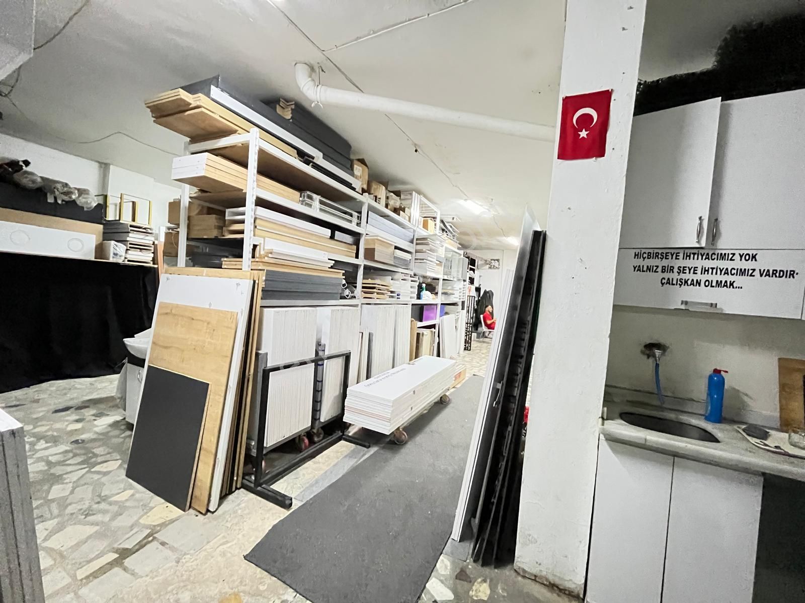 Yusuf Emlaktan Satılık Dükkan Kartaltepede - Görsel 10