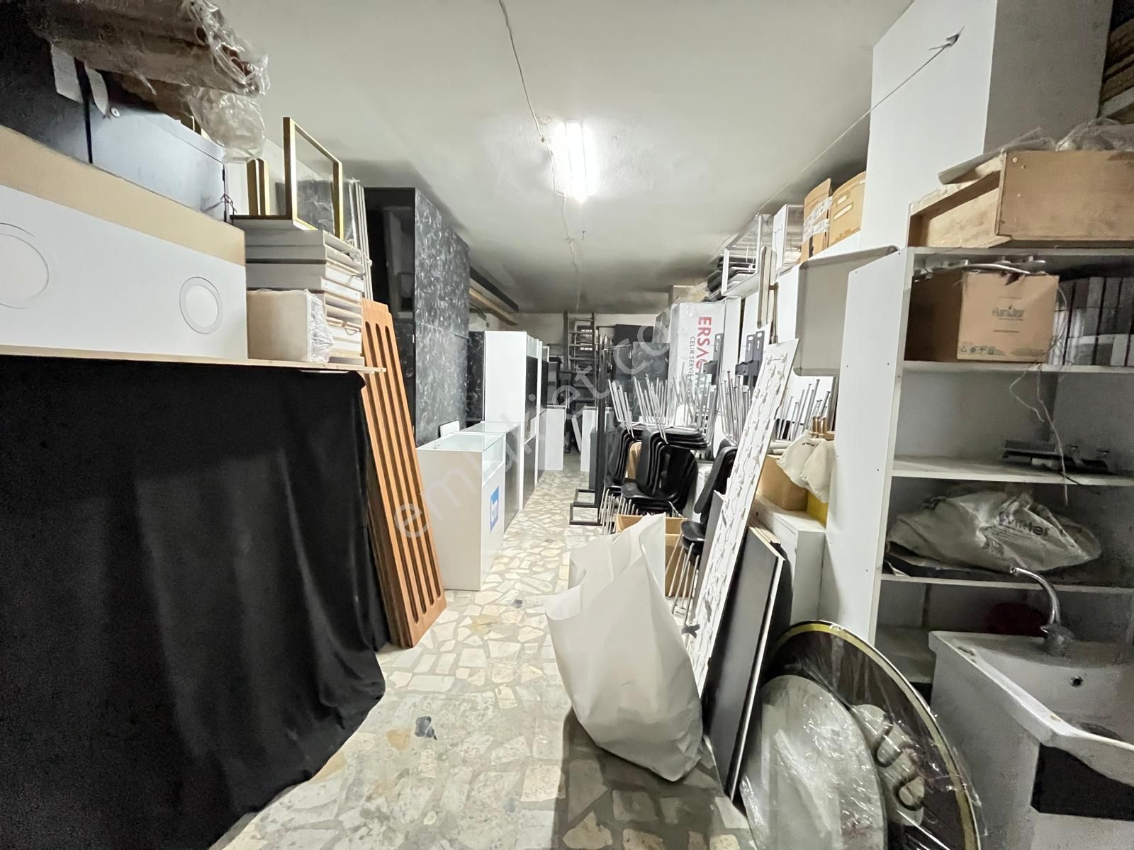 Yusuf Emlaktan Satılık Dükkan Kartaltepede - Görsel 14