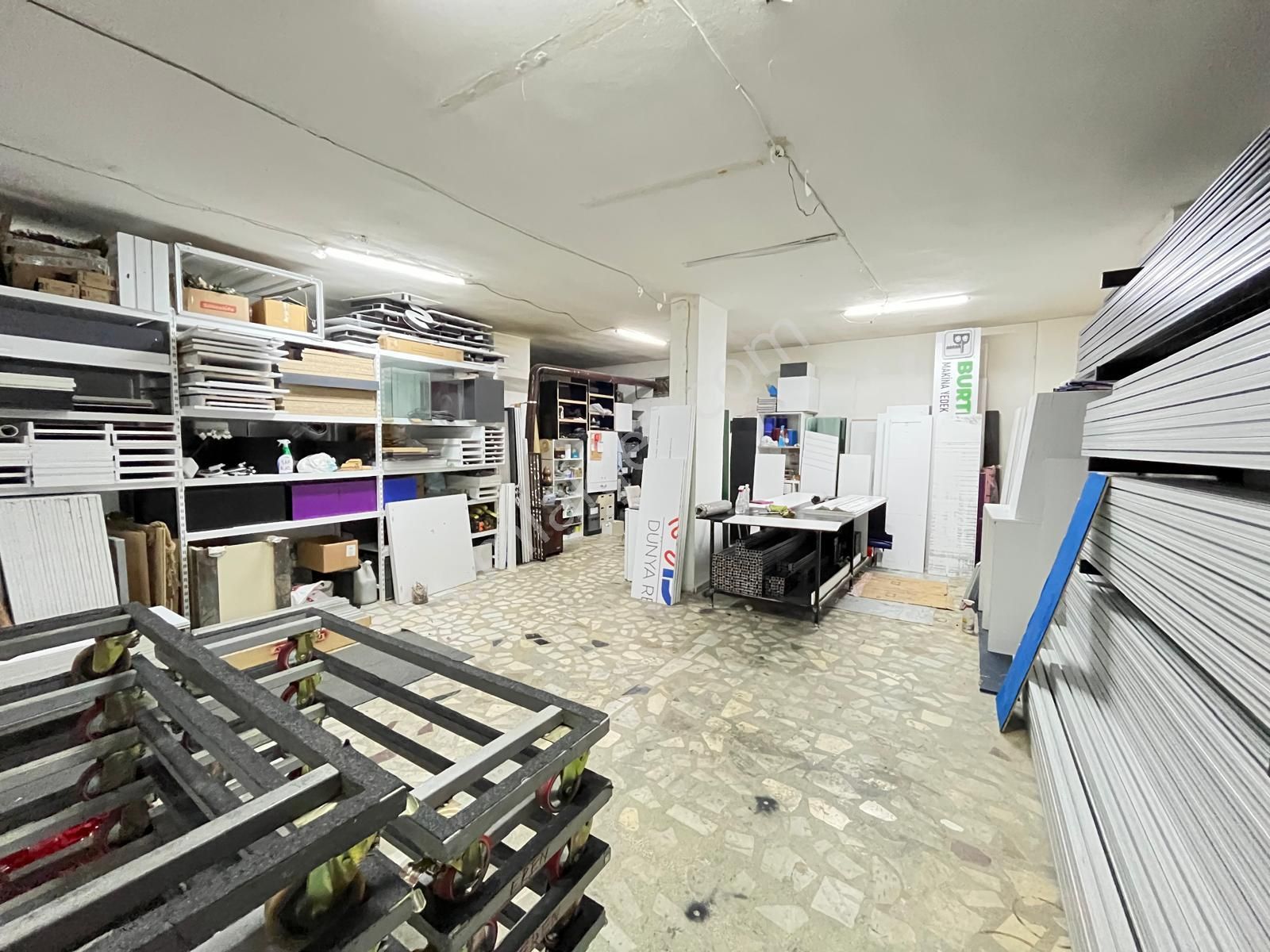 Yusuf Emlaktan Satılık Dükkan Kartaltepede - Görsel 22