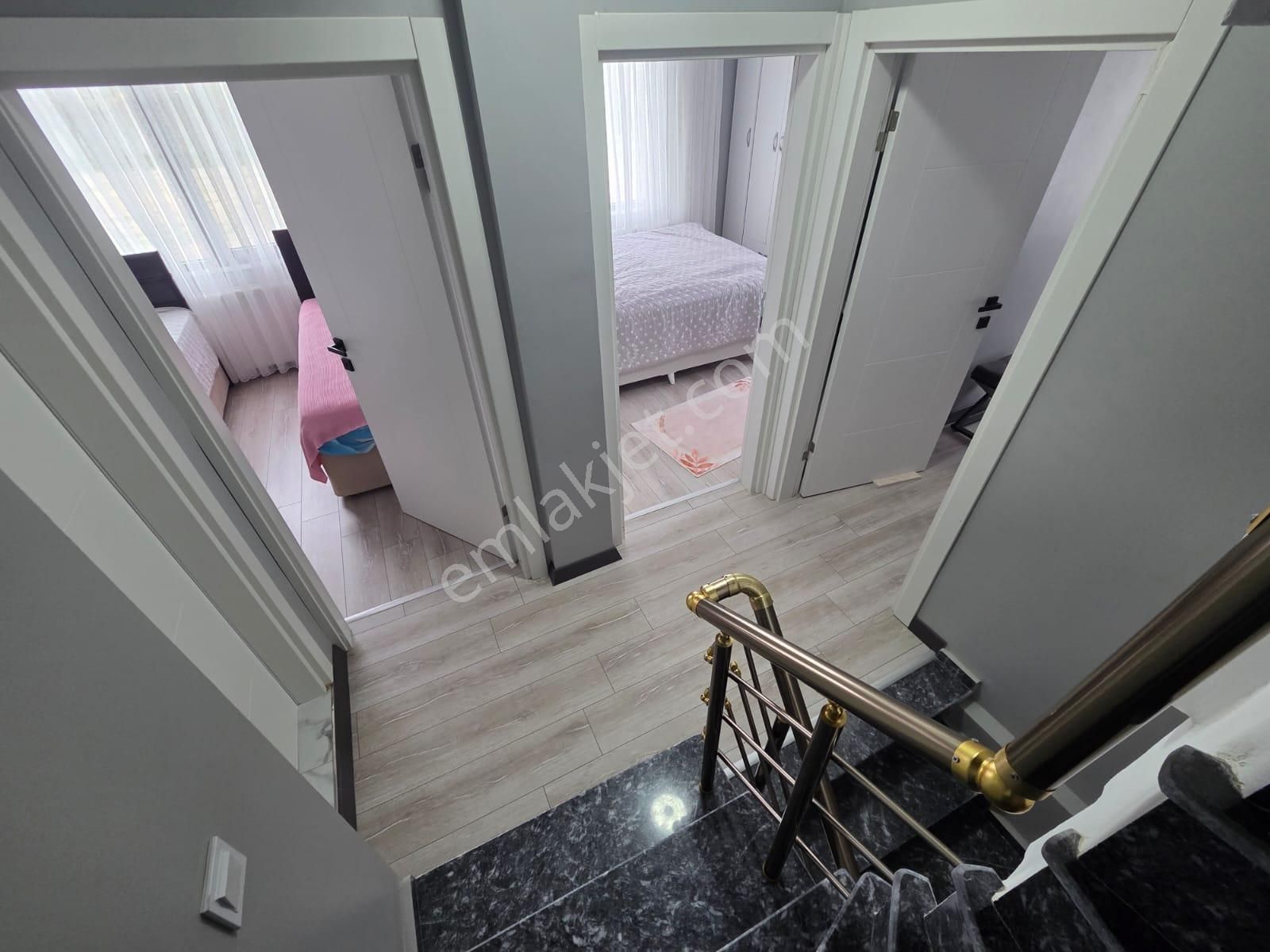 Haydar Emlaktan Çeşmelide,iskanlı,full Eşyalı,bahçeli,yeni Dubleks Villa - Görsel 18