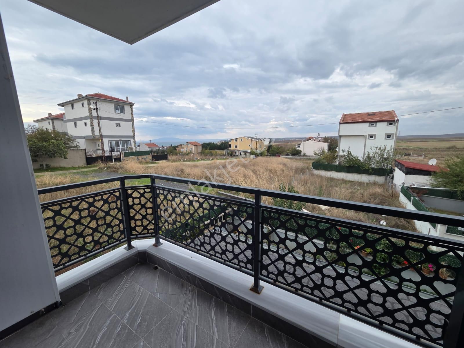 Haydar Emlaktan Çeşmelide,iskanlı,full Eşyalı,bahçeli,yeni Dubleks Villa - Görsel 20