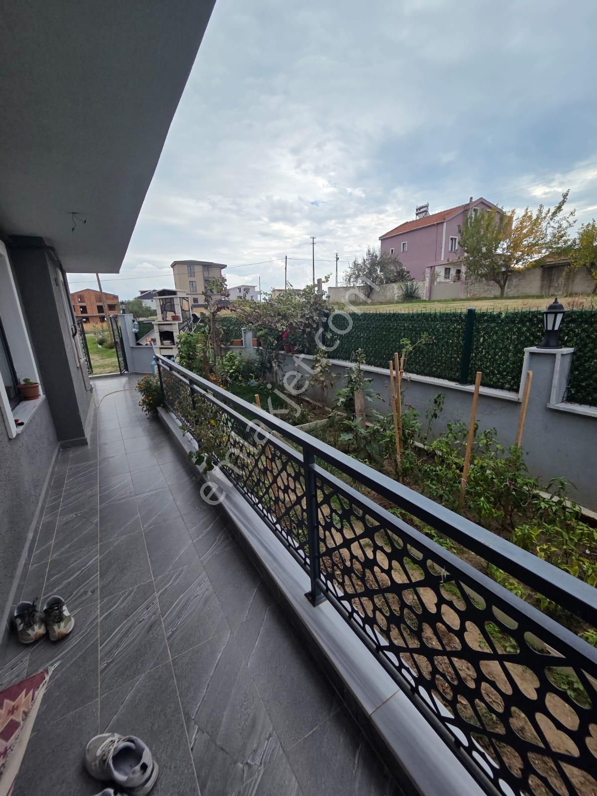 Haydar Emlaktan Çeşmelide,iskanlı,full Eşyalı,bahçeli,yeni Dubleks Villa - Görsel 10