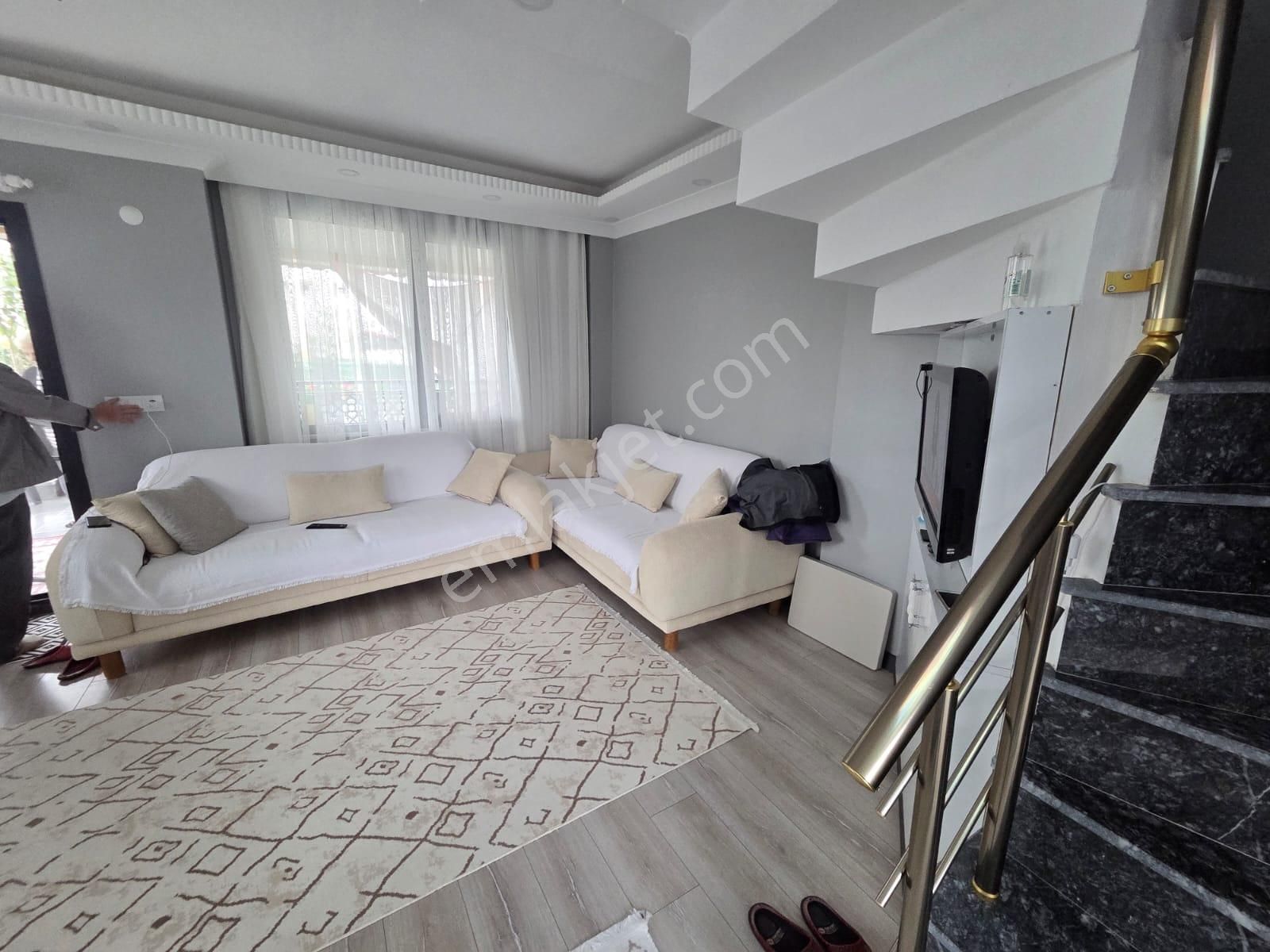 Haydar Emlaktan Çeşmelide,iskanlı,full Eşyalı,bahçeli,yeni Dubleks Villa - Görsel 12