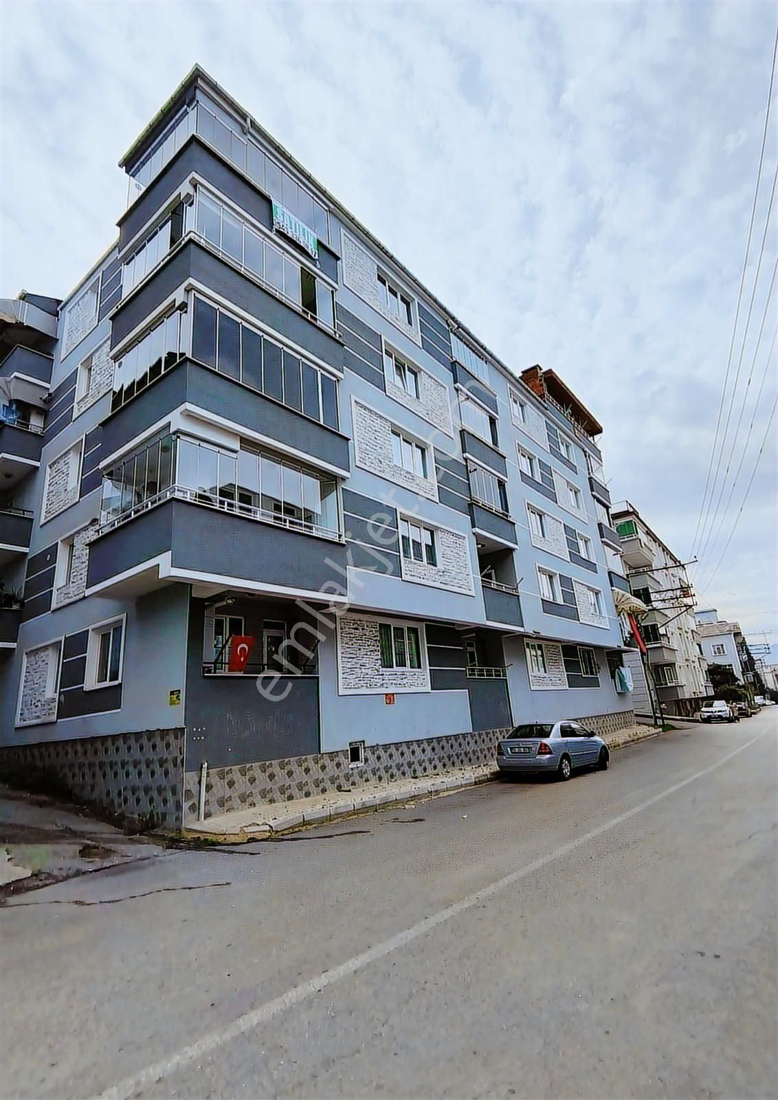 Karşıyaka Mahallesin'de Geniş Caddeye Yakın Satılık 3+1 Daire - Görsel 20