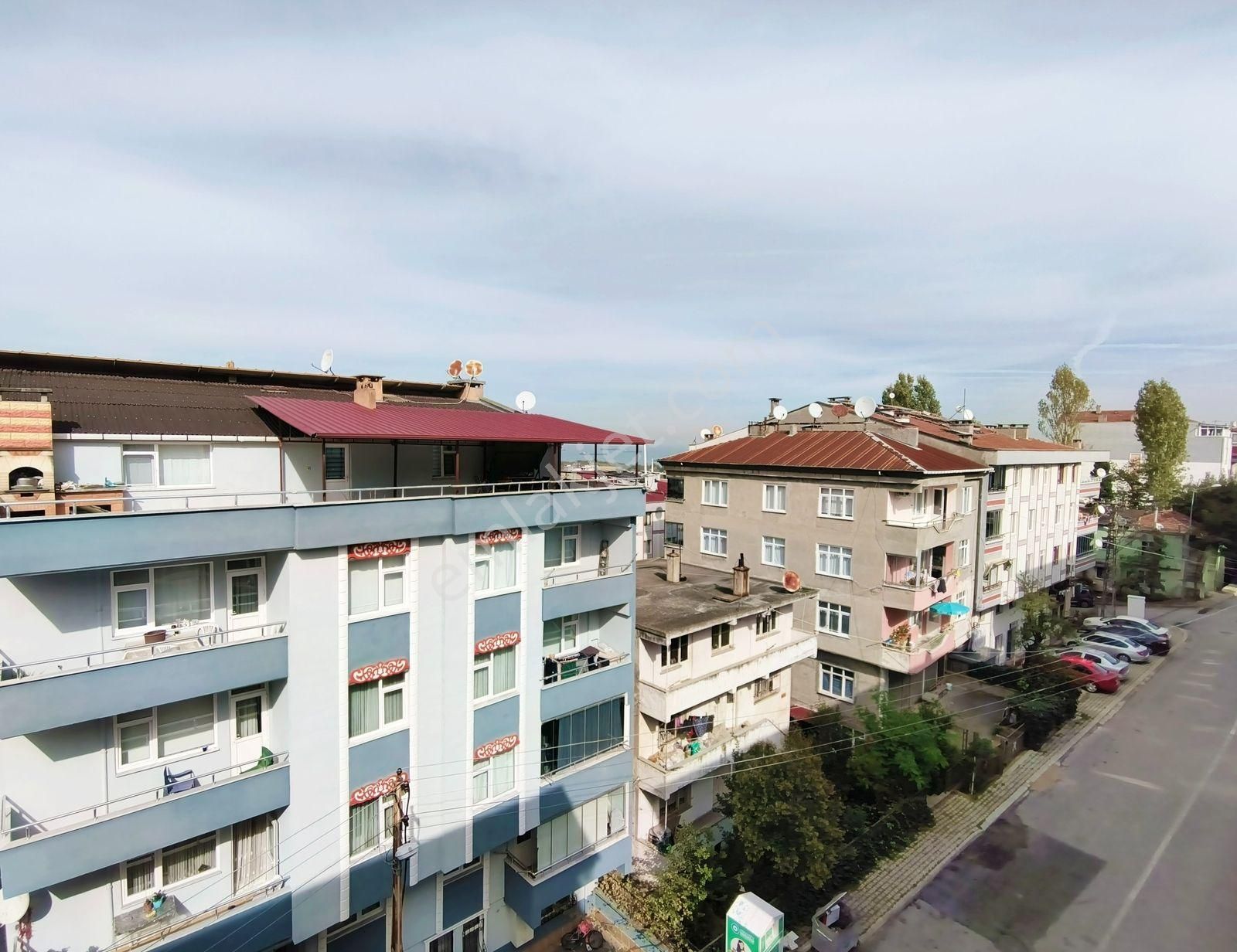 Karşıyaka Mahallesin'de Geniş Caddeye Yakın Satılık 3+1 Daire - Görsel 16