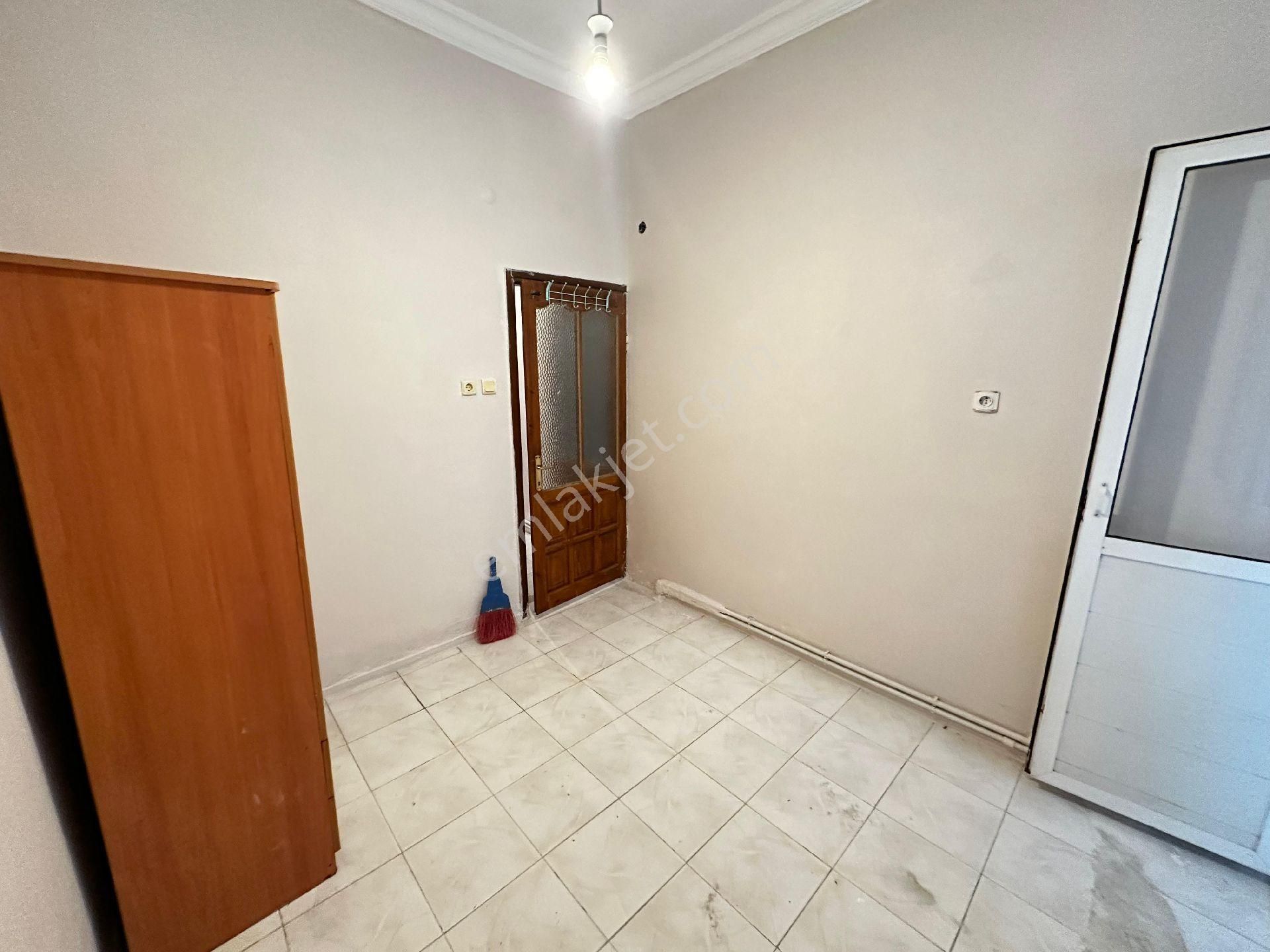 Acil Satılık D.gazlı Bahçelı Düz Giriş Daire - Görsel 9