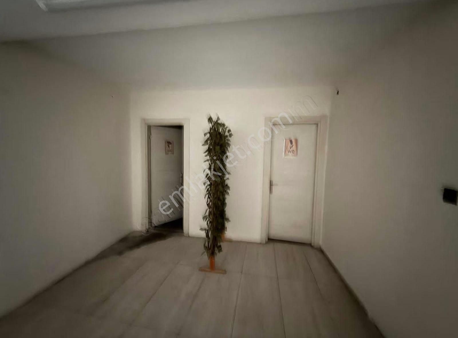 Menderes Caddesi Üzeri Devren Kiralık 350 M2 Cafe Fırın - Görsel 2