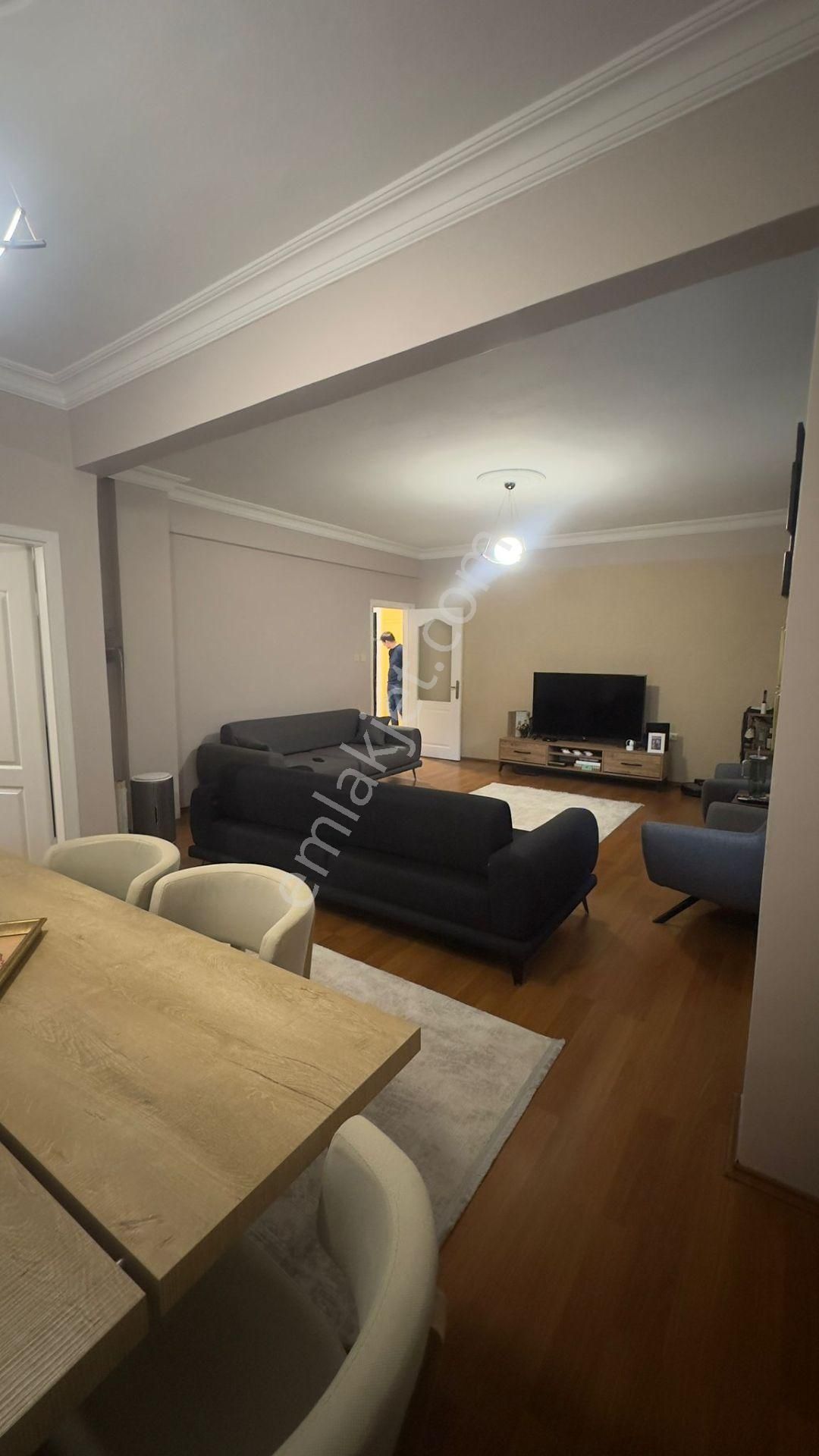 Üsküdar Küçüksu 'da Site İçinde Denize Yakın Kiralık 2+1 Daire - Görsel 3