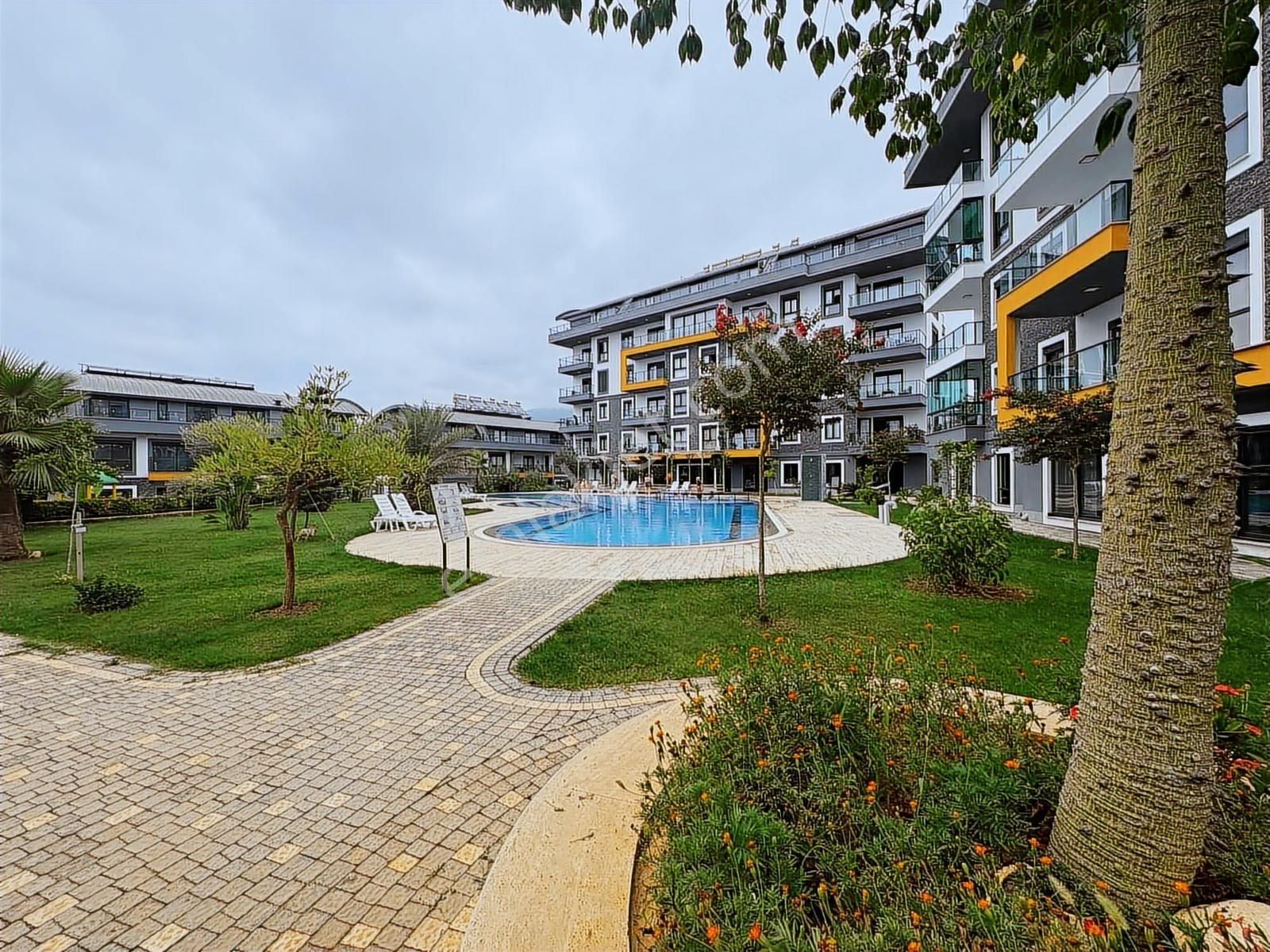 Oba Mahallesinde 4 Bloklu Site İçi Satılık 2+1 Daire - Görsel 11