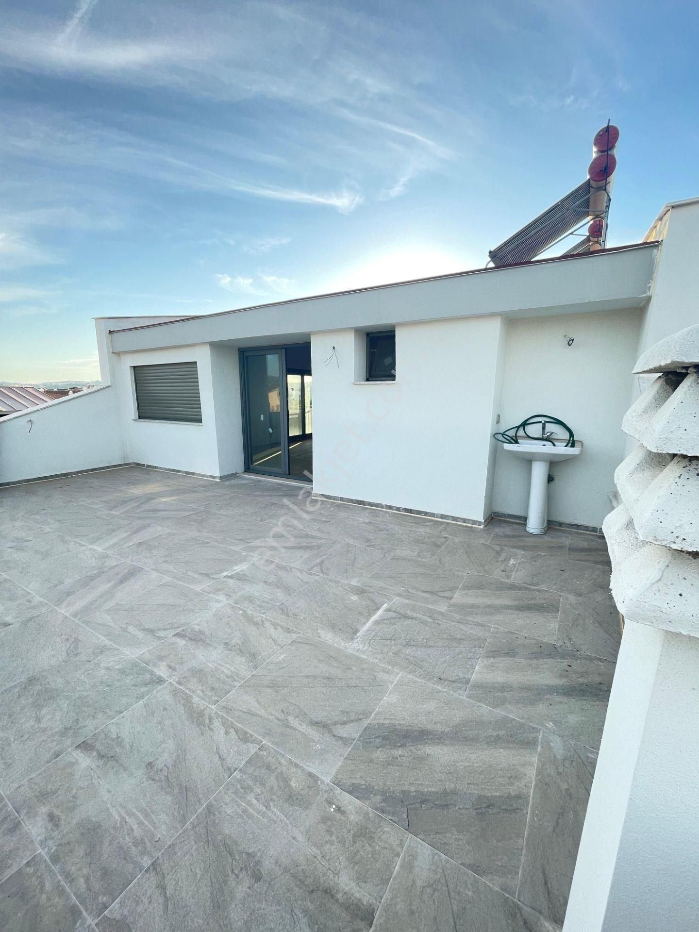 Urlada Havuzlu Müstakil 5+1 Satılık Villa - Görsel 24