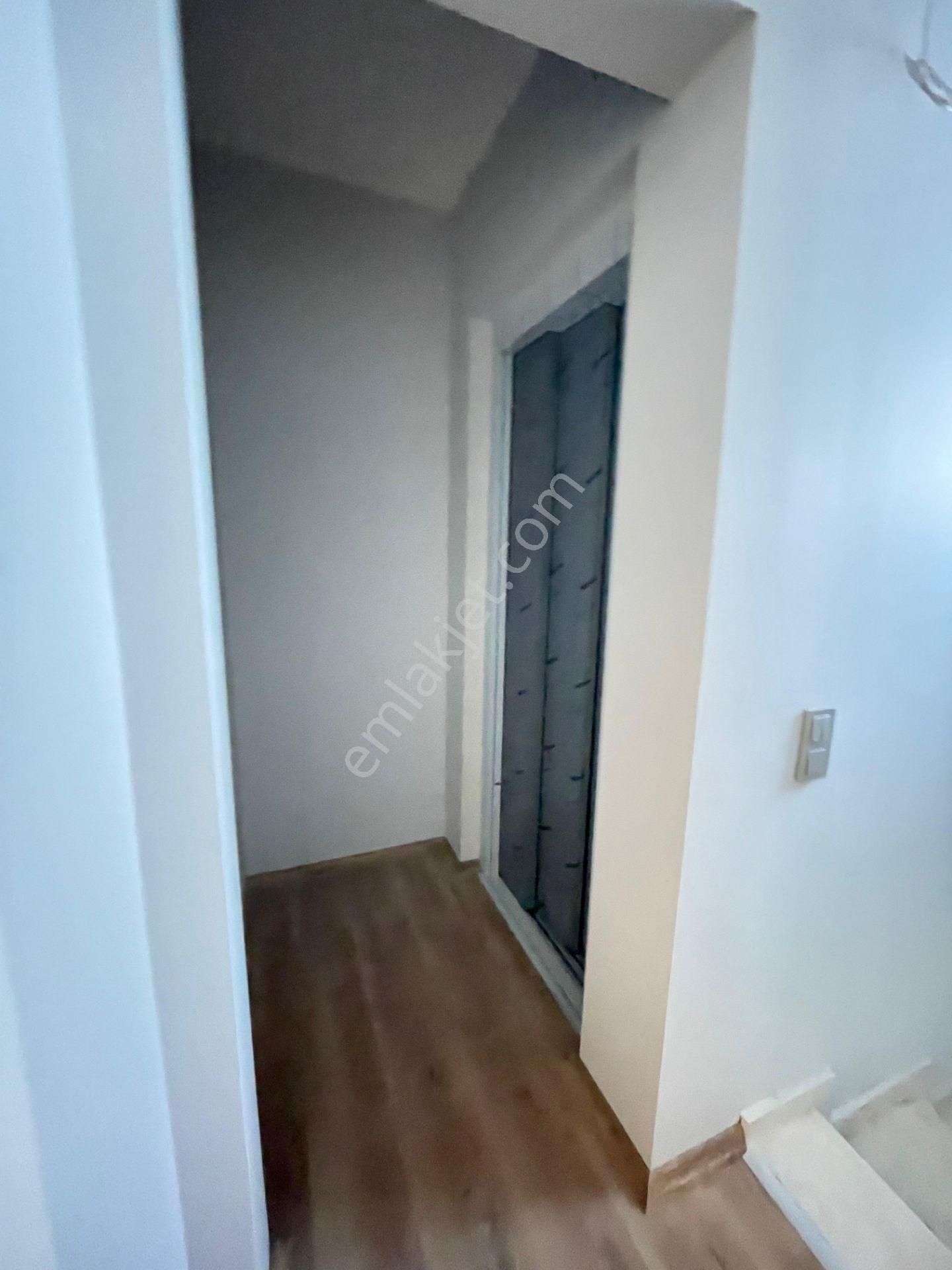 Urlada Havuzlu Müstakil 5+1 Satılık Villa - Görsel 13