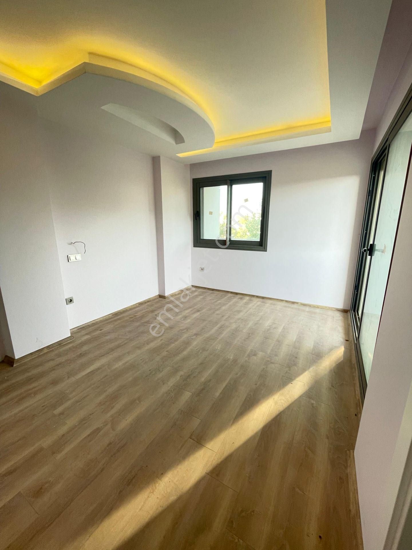 Urlada Havuzlu Müstakil 5+1 Satılık Villa - Görsel 17