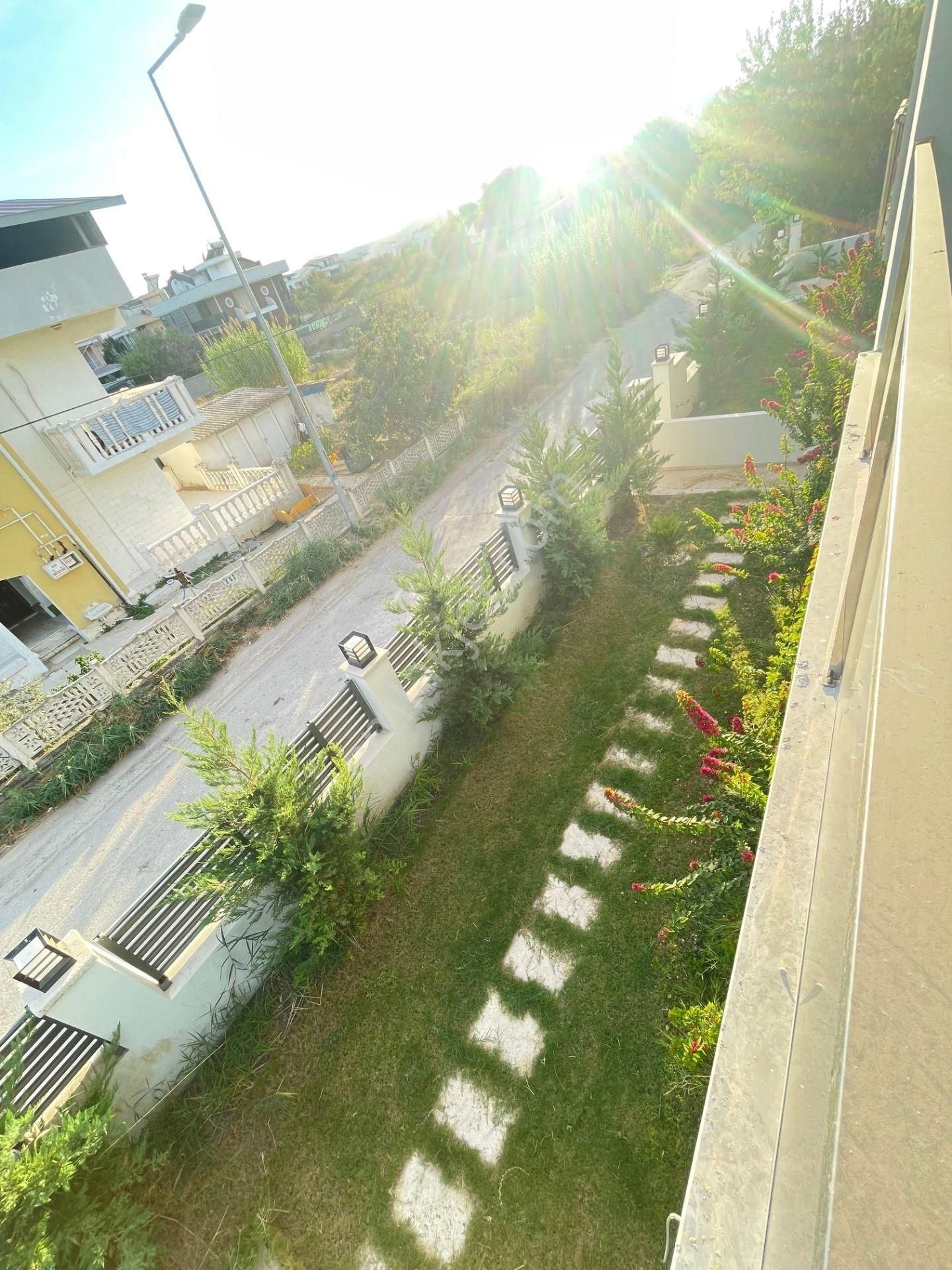 Urlada Havuzlu Müstakil 5+1 Satılık Villa - Görsel 2