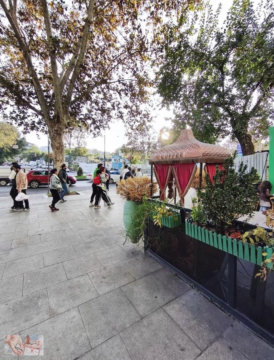 Millet Caddesi'nde Satılık Depolu Dükkan - Görsel 2