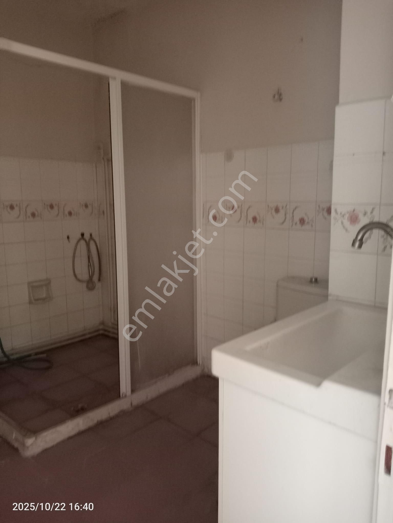 Demirsubaşı Mahallesinde 2+1 Satılık Daire - Görsel 14