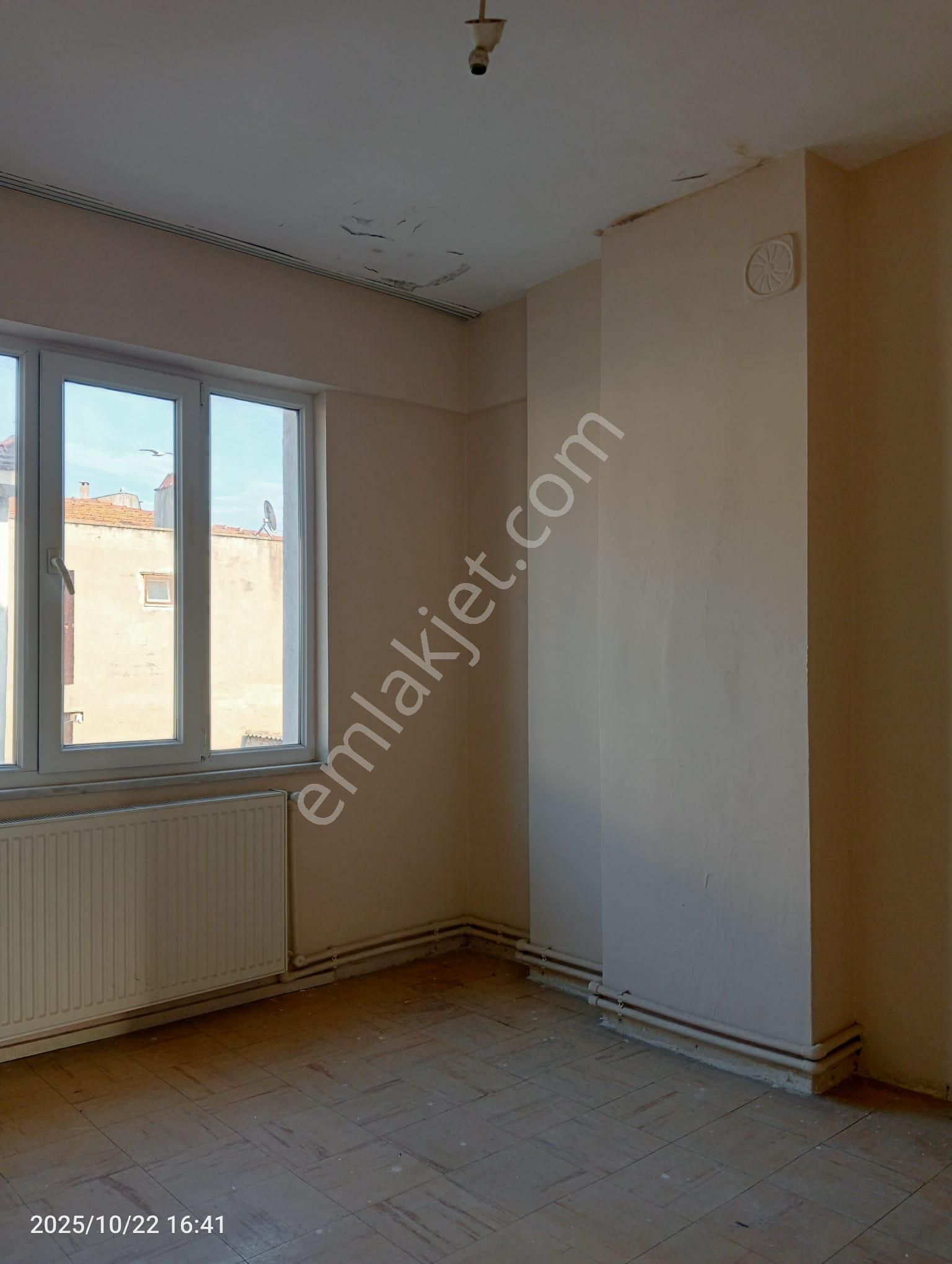 Demirsubaşı Mahallesinde 2+1 Satılık Daire - Görsel 11