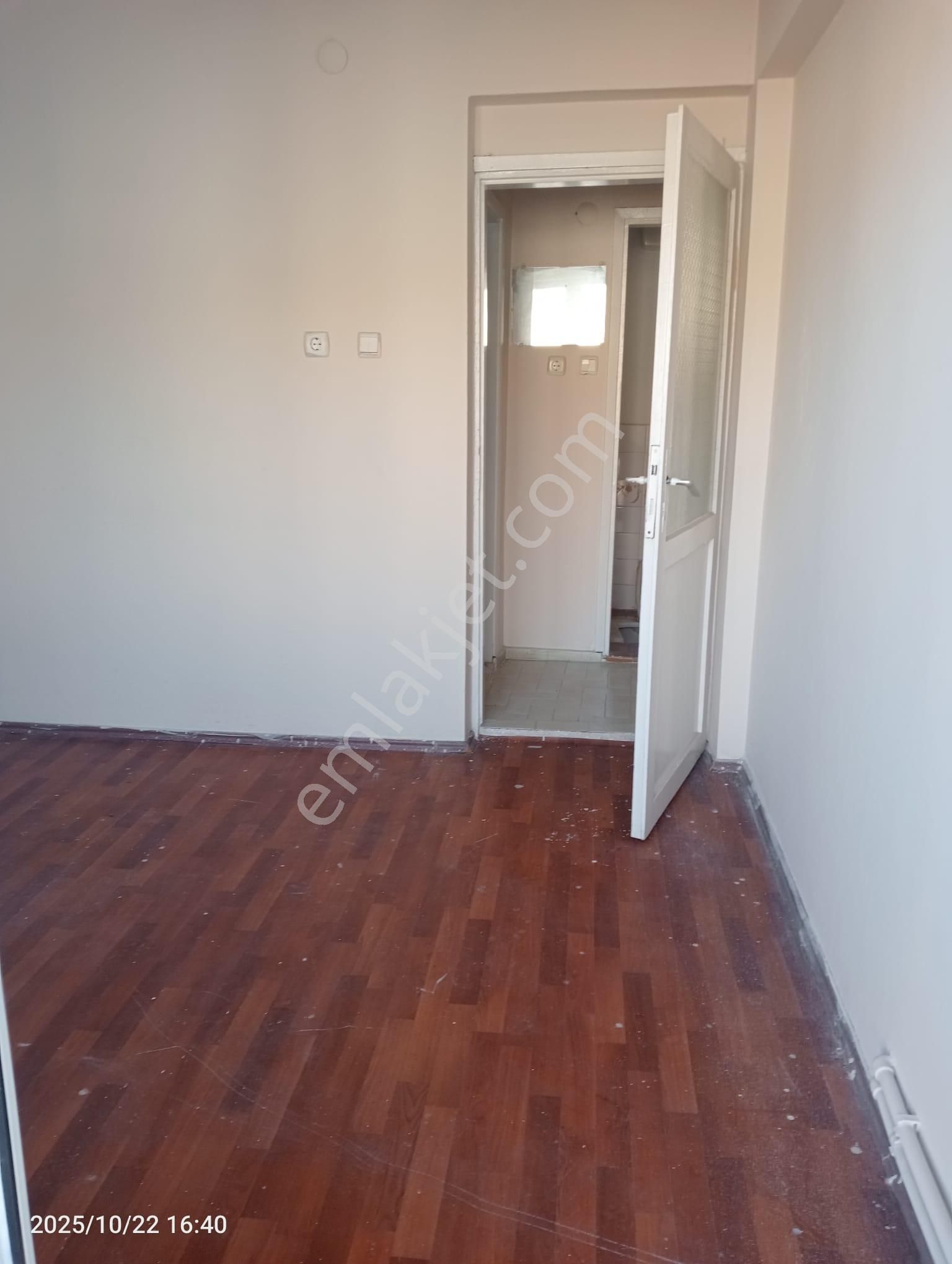 Demirsubaşı Mahallesinde 2+1 Satılık Daire - Görsel 2