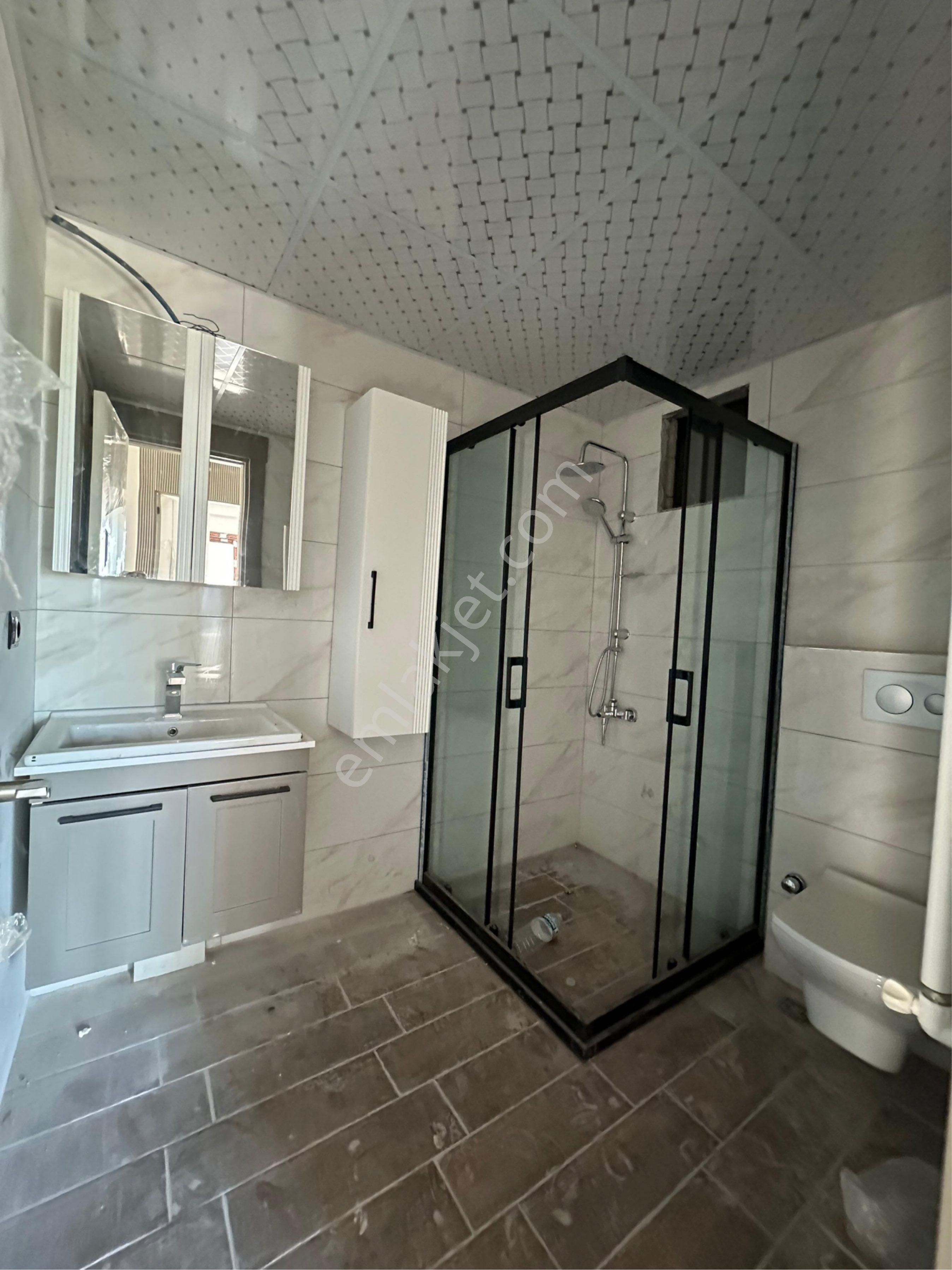 Eski Mezitli De Bağımsız Mutfak Oturuma Hazır Lüx Daire - Görsel 5