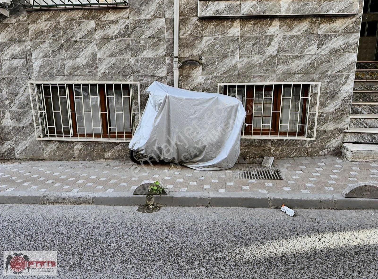 Forum İstanbula, Metro Ve Tramvaya Yakın Bahçeli 3+1 Daire