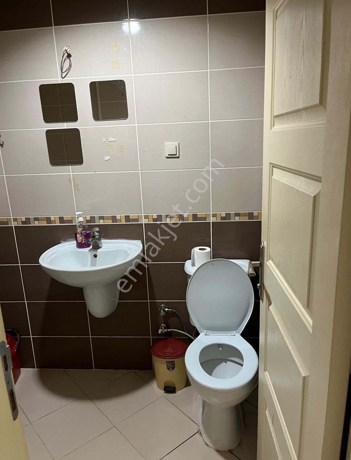 Akademi'den Yenibağlar'da Ara Kat Eşyalı Kiracılı Satılık 1+1 - Görsel 9