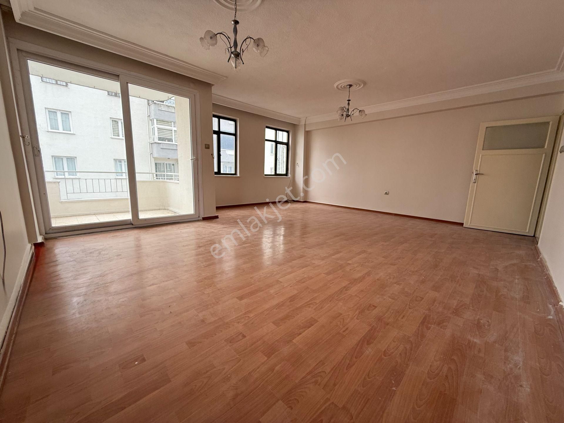 Yeşilyurt Mahallesi Yonca Sitesinde 3+1 Satılık Daire - Görsel 6