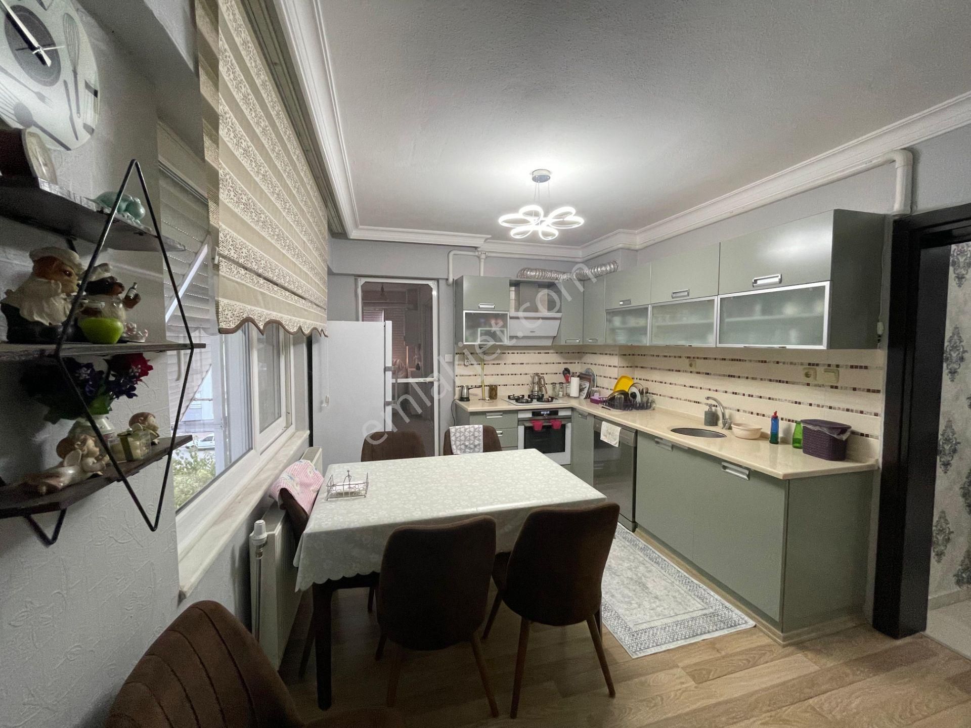 🏡 Tetik Emlak’tan İsabeyli Mahallesinde 3+1 Özel İşçilikli Satılık Daire - Görsel 3