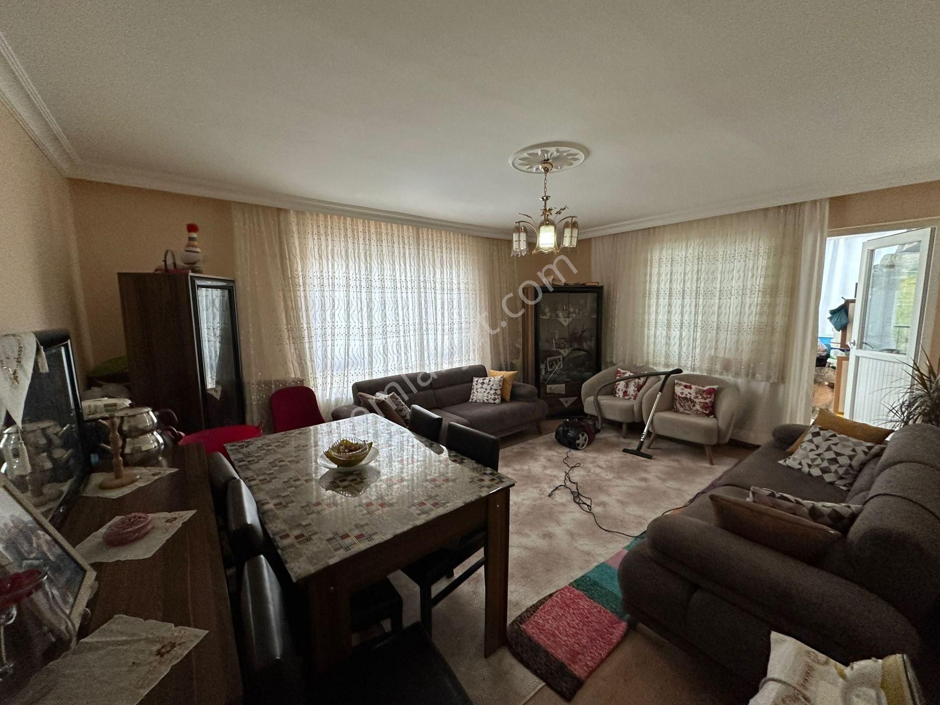 Altındağ - Karapürçek Mahallesi Stadyum Yakınında Katta 3+1 Satılık Daire !!! - Görsel 6