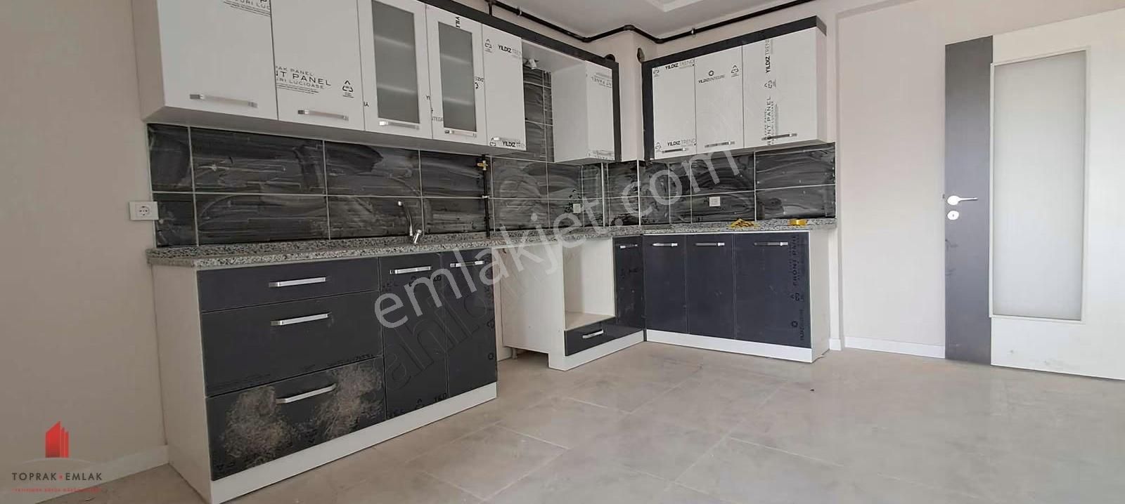 Ali Ulvi Kurucu Cd. Yanı Sıfır 3+1 Arakat İskanlı Satılık Daire - Görsel 21