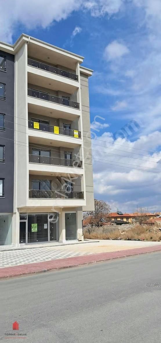 Ali Ulvi Kurucu Cd. Yanı Sıfır 3+1 Arakat İskanlı Satılık Daire - Görsel 18