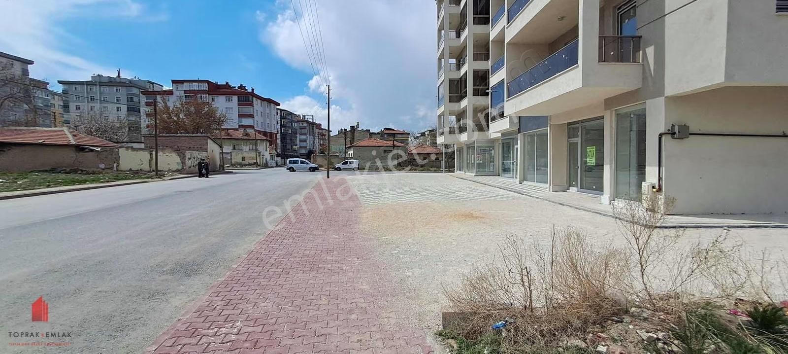 Ali Ulvi Kurucu Cd. Yanı Sıfır 3+1 Arakat İskanlı Satılık Daire - Görsel 15