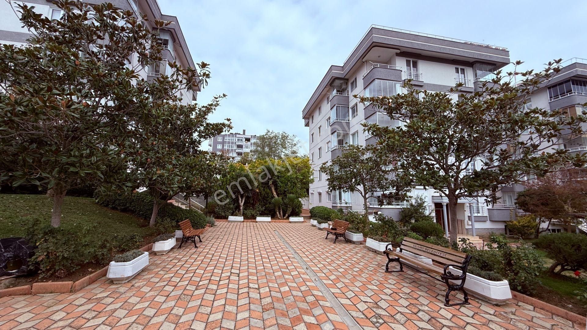 İstanbul Silivri'de Kapanmaz Deniz Manzaralı 3+1 Geniş Daire - Görsel 26