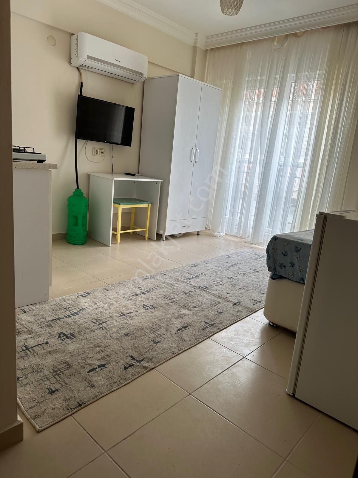 Orhangazi Caddesinde 1+0 Eşyalı Kiralık Daire - Görsel 4