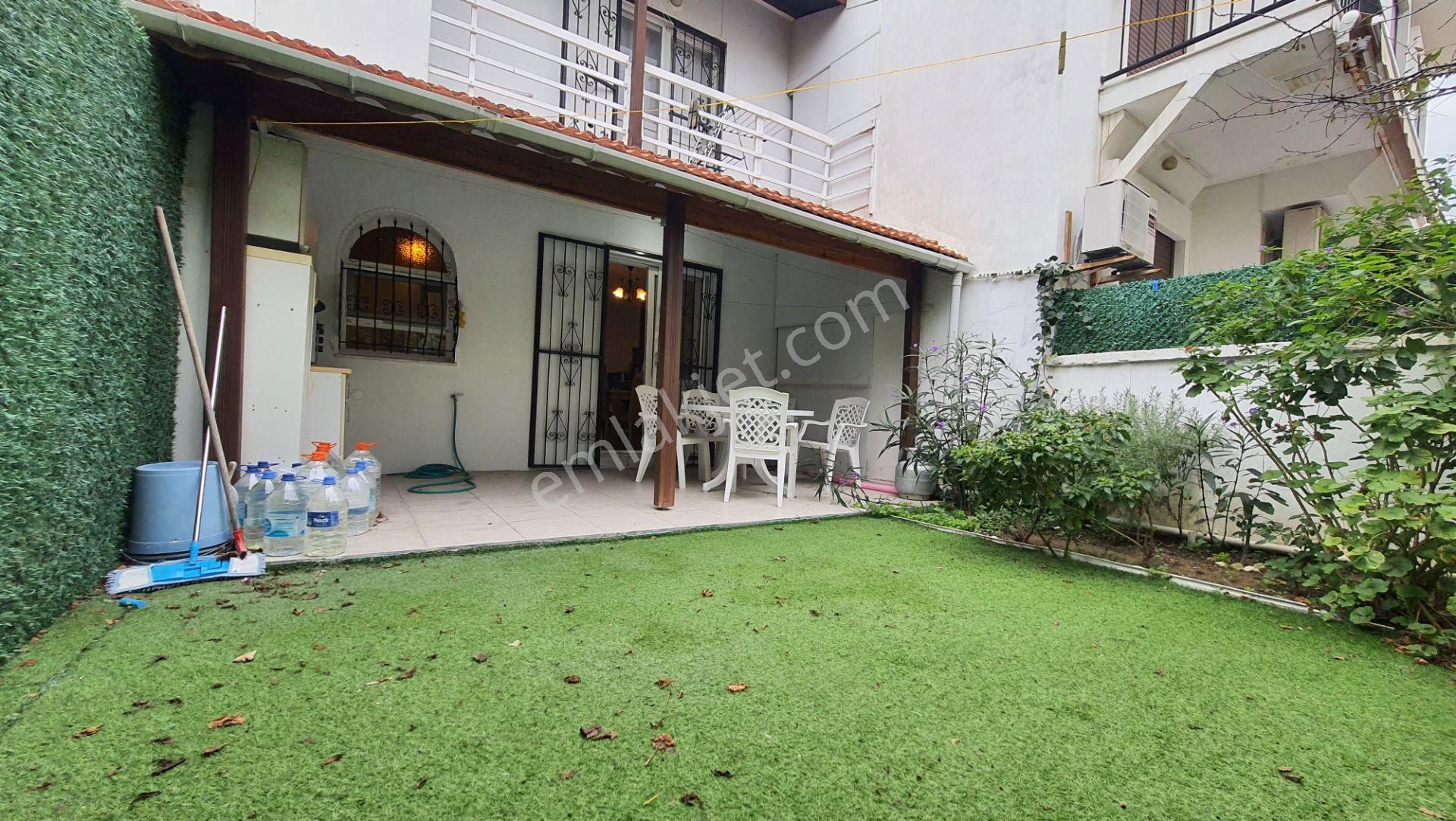 Çeşme Ilıca'da Plaja 50 Metre Mesafede Turizm Ruhsatlı Müstakil Dubleks 100m2 - Görsel 16