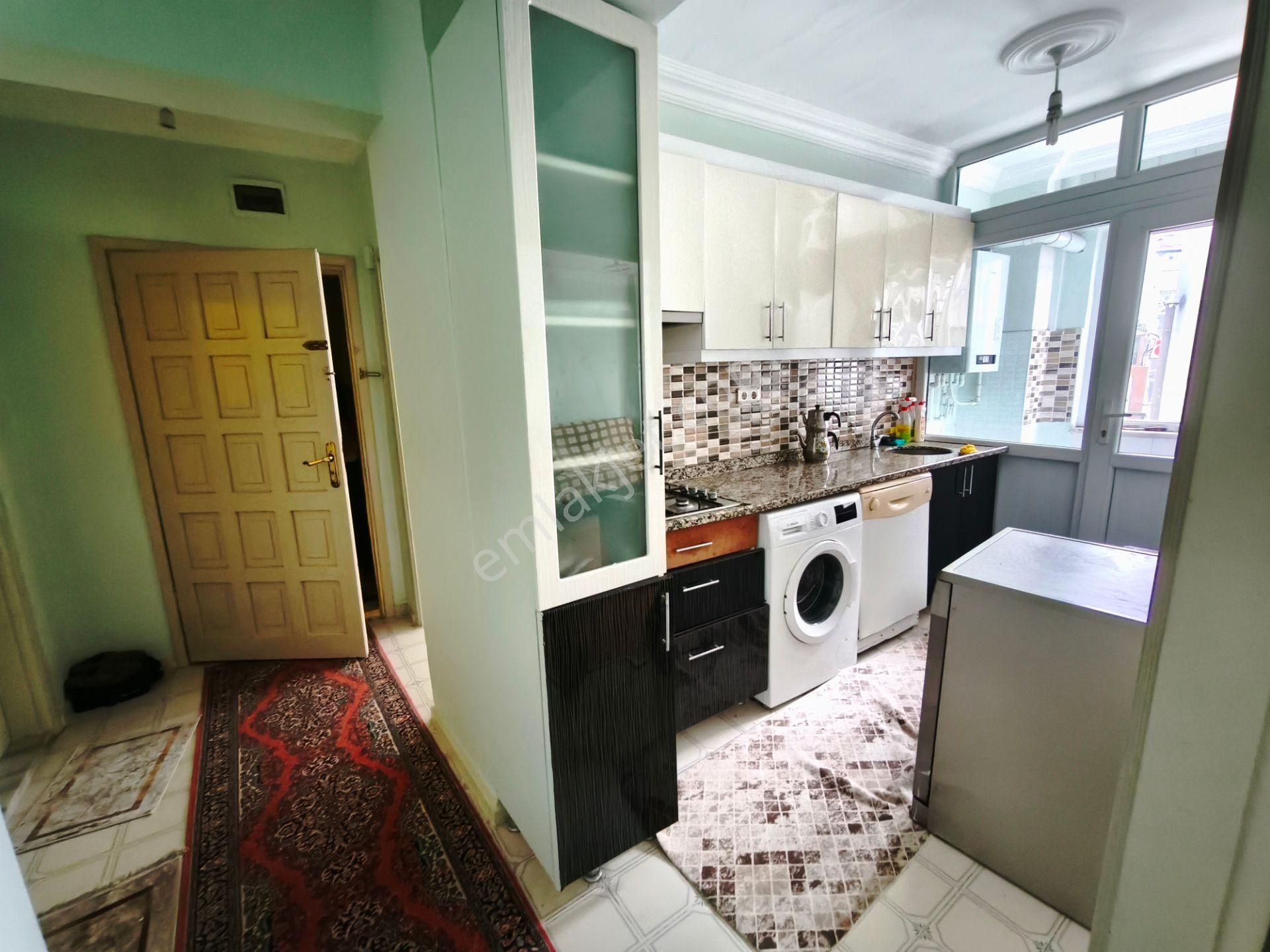 Eyüp Nişancı Flatofis Karşısı, Metrobüse 3-4 Dk, Eşyalı , 2+1 , 2.kat Daire - Görsel 13