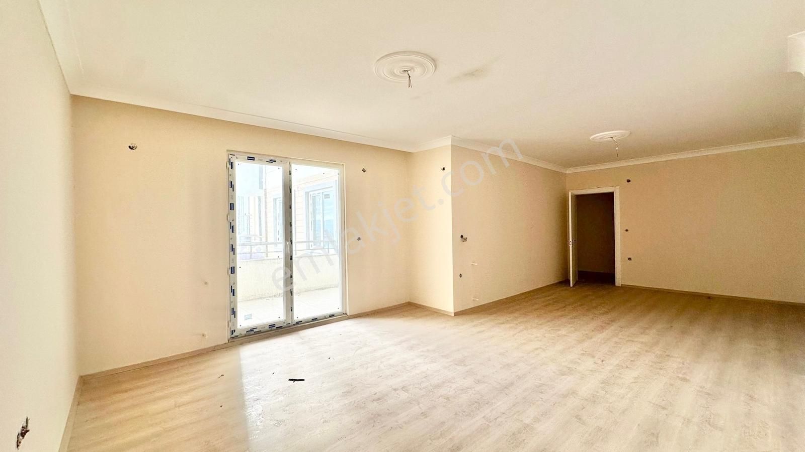 Onur Yıldırım'dan Kadıköy'de Kaçmaz 3+1 Fırsat Daire - Görsel 12