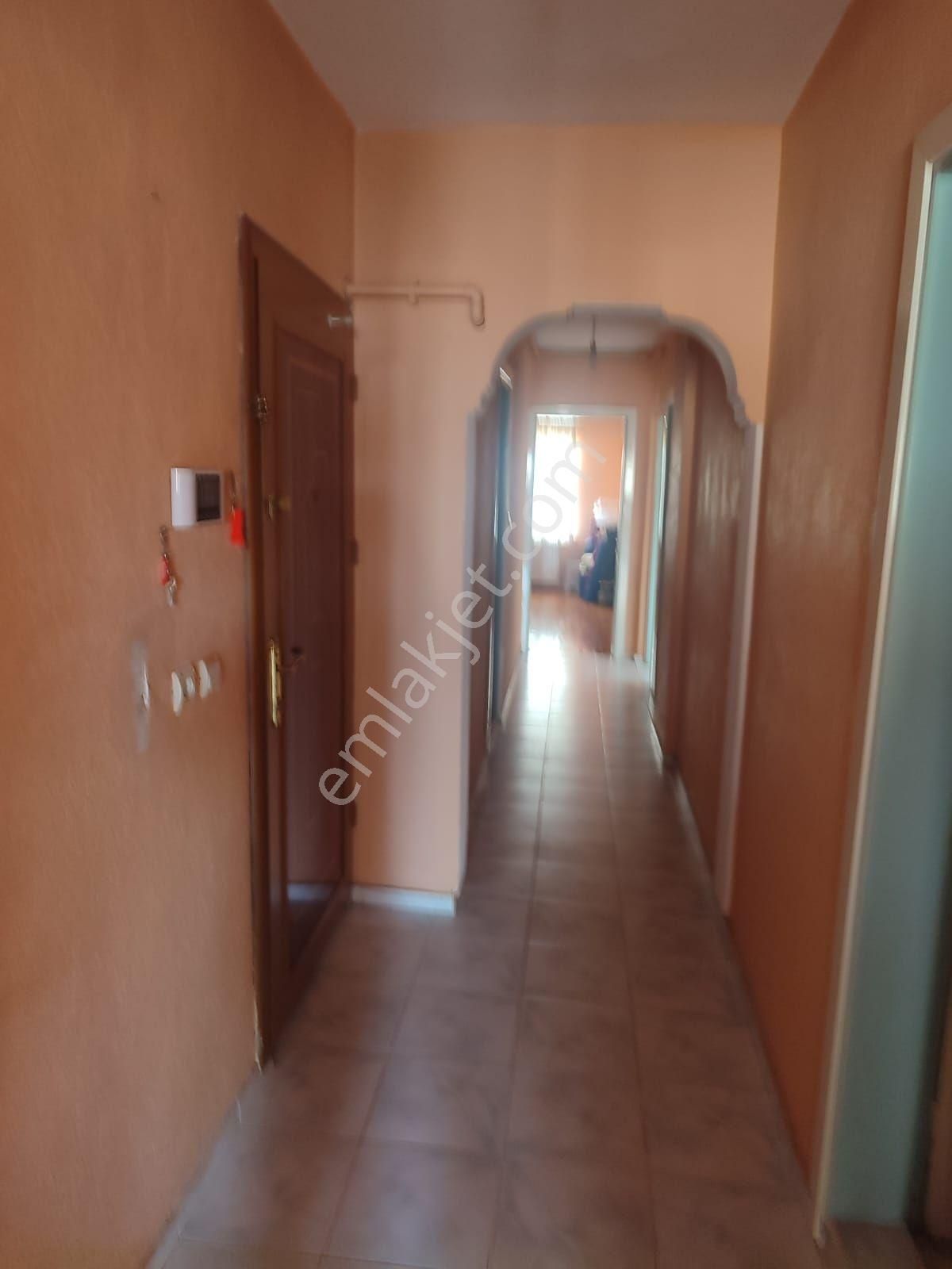 Ender Uysal Gayrimenkulden 15 Mayıs Mahallesin De Satılık 3+1 Balkonlu Asansörlü Daire.. - Görsel 13