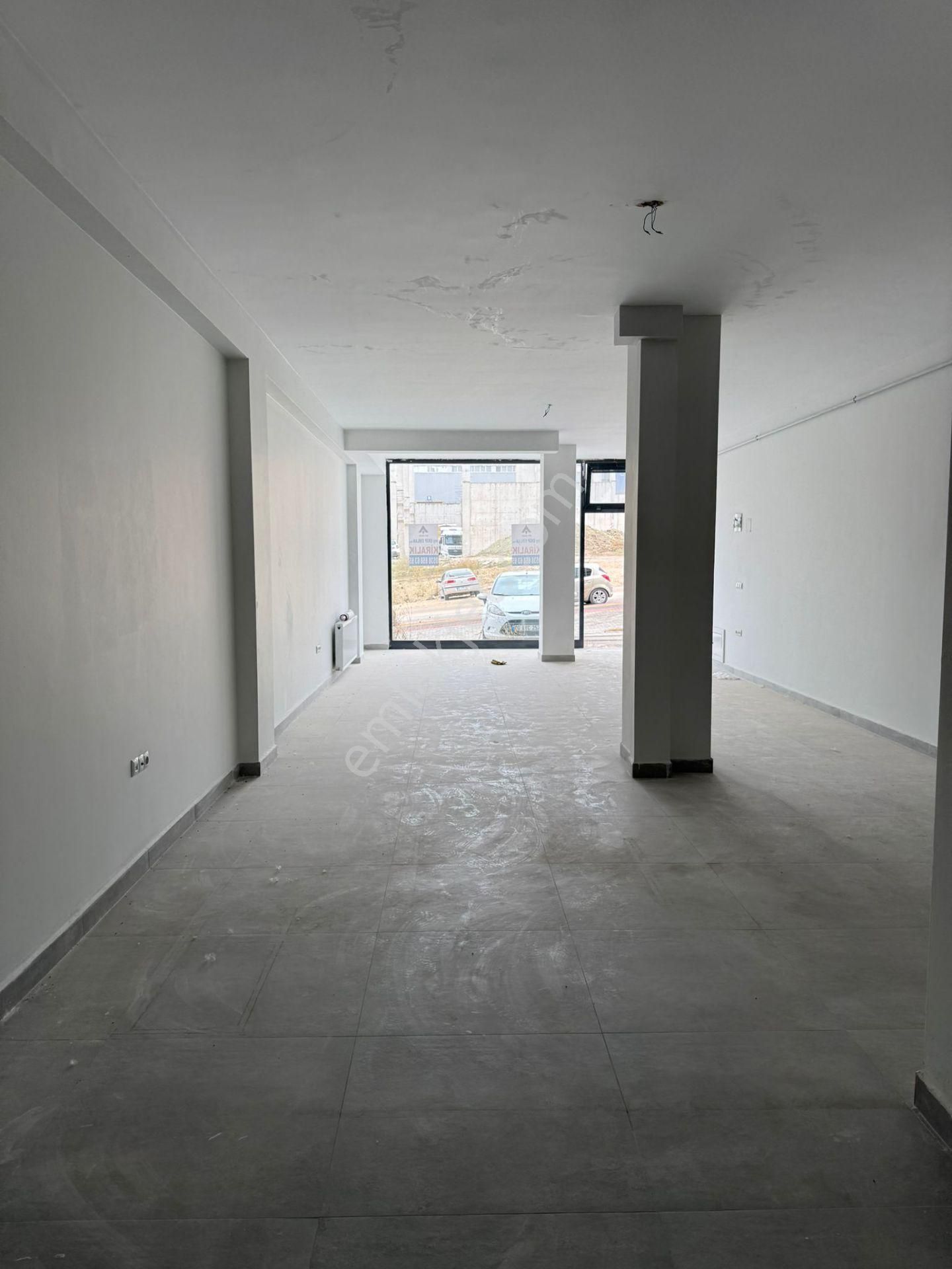 Kayapa - 30 Ağustosta Geniş Kiralık İş Yeri - Görsel 3