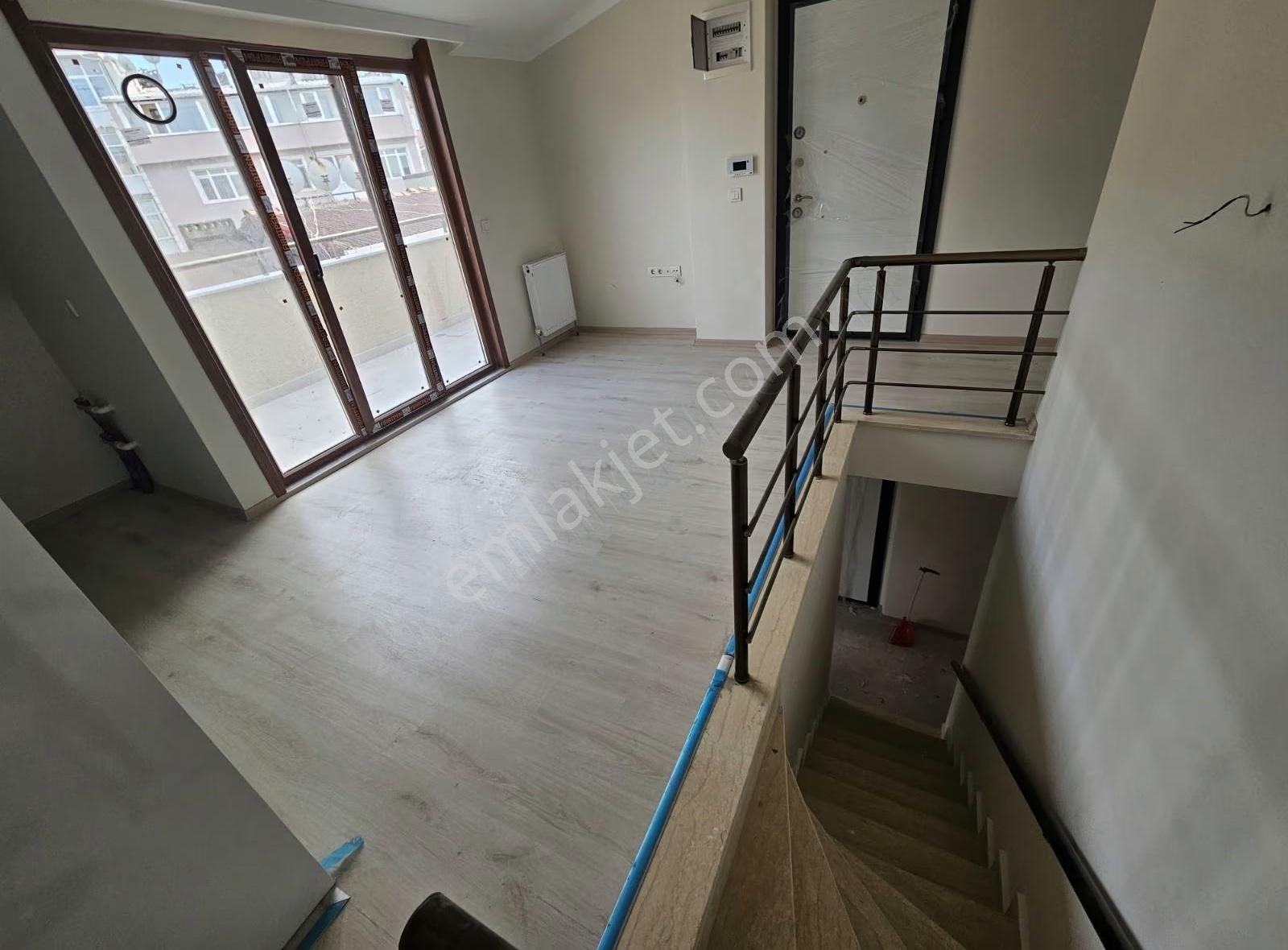 Üsküdar Merkez Cumapazarı İçinde 4+2 Sıfır Binada Dublex - Görsel 33