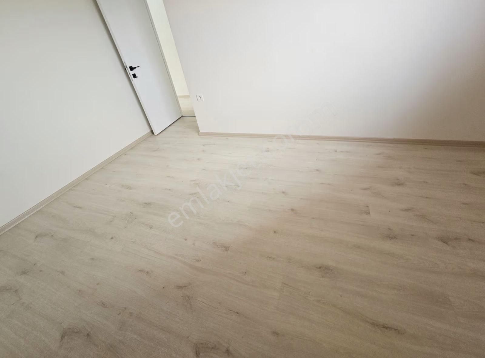 Üsküdar Merkez Cumapazarı İçinde 4+2 Sıfır Binada Dublex - Görsel 5